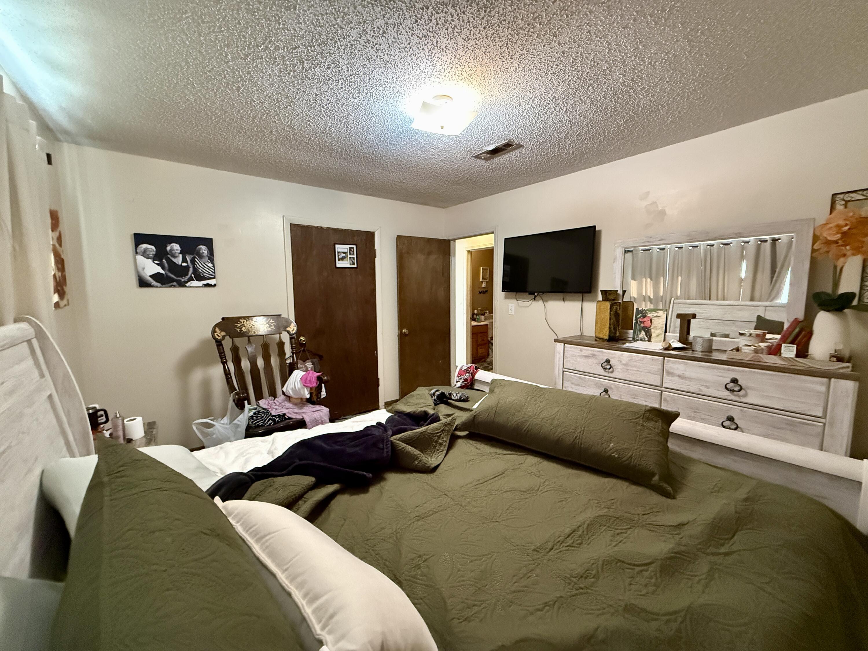 71 Constitution Avenue Defuniak Springs FL 32433