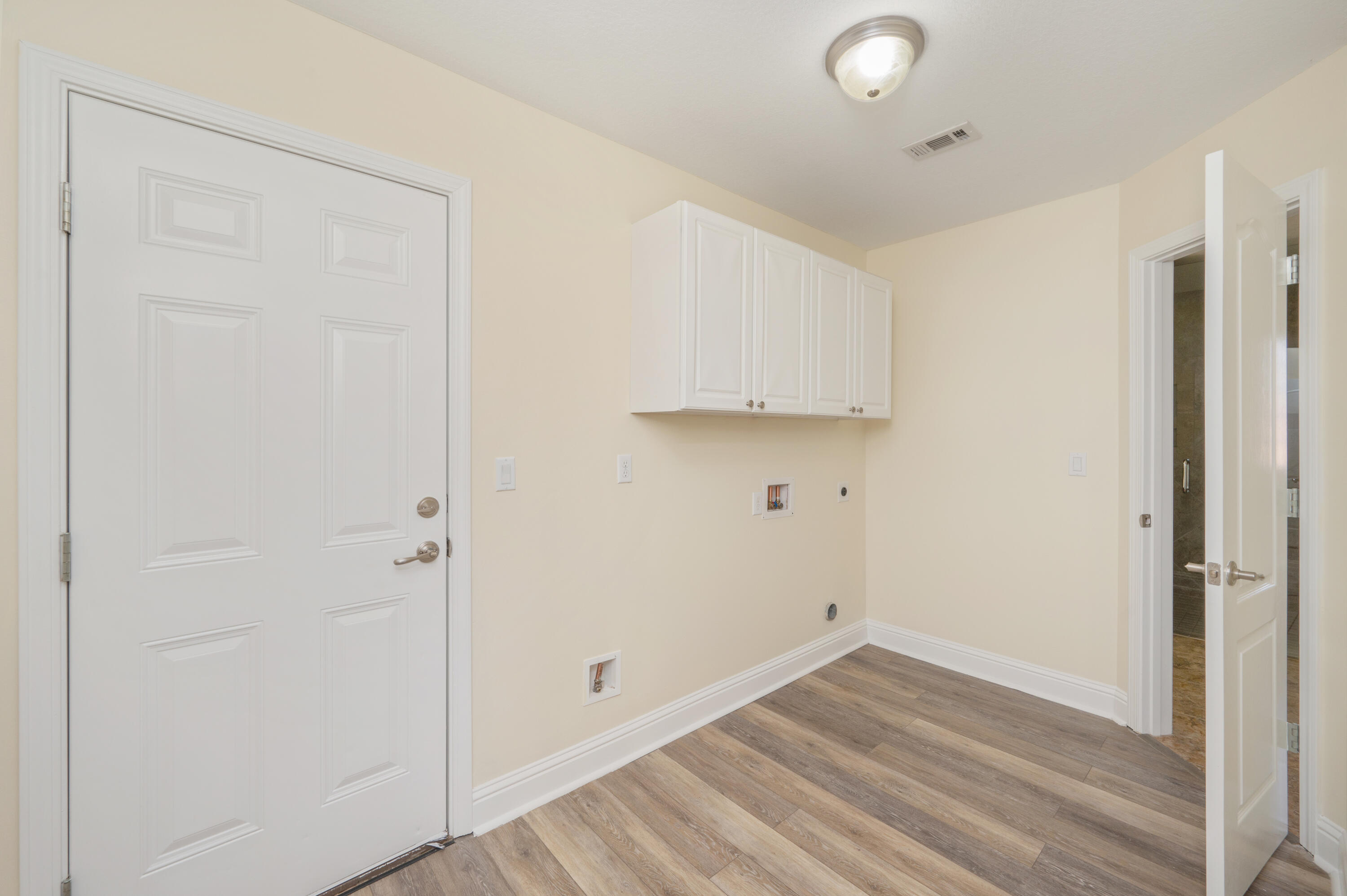 3361 Citrine Circle Crestview FL 32539