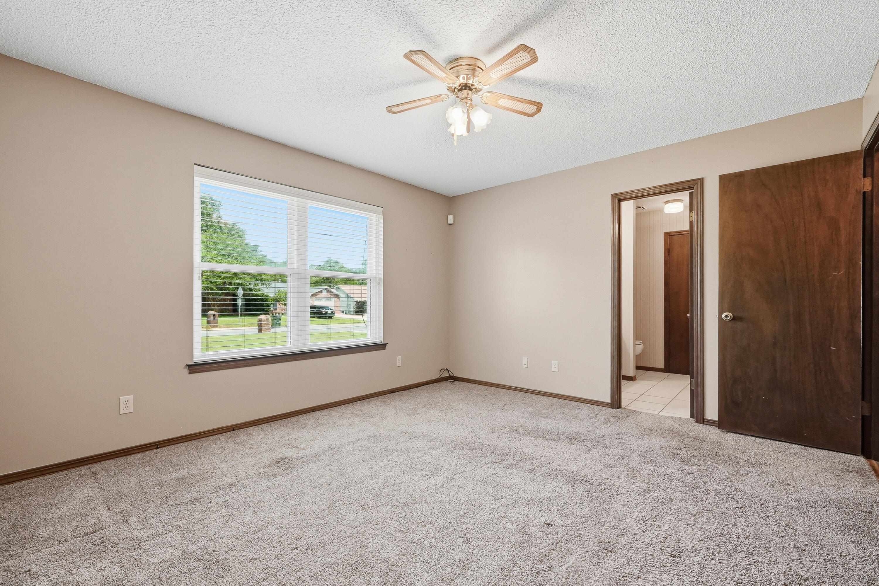 574 Peppertree Lane Pensacola FL 32506
