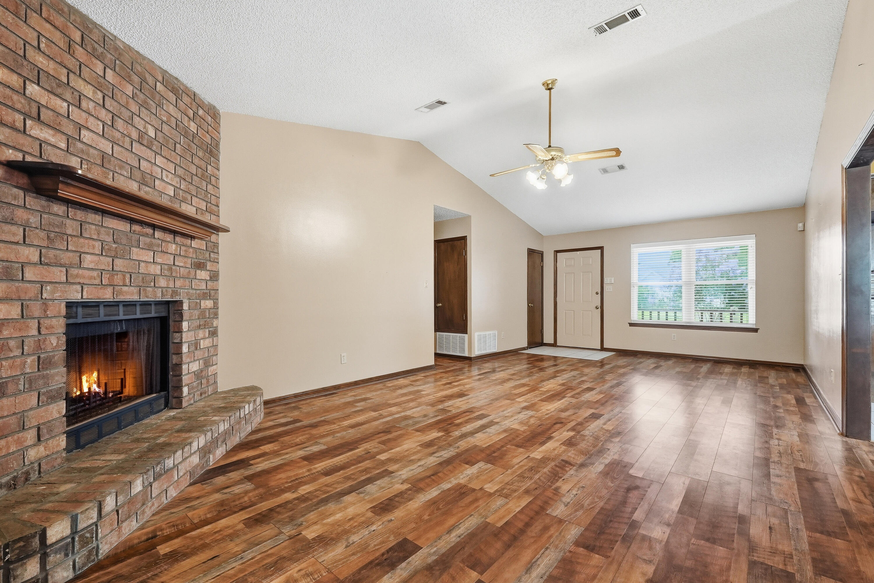 574 Peppertree Lane Pensacola FL 32506