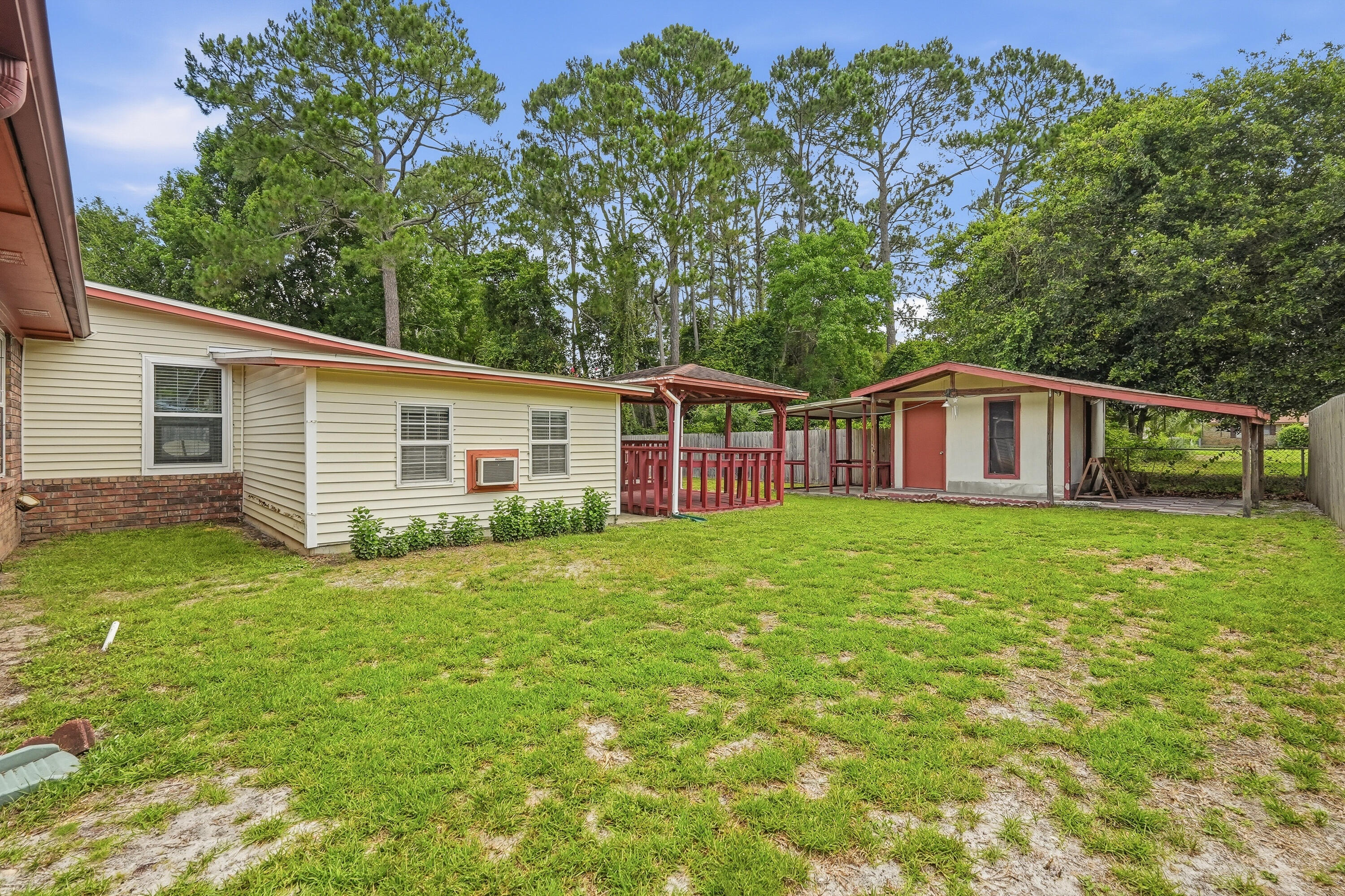 574 Peppertree Lane Pensacola FL 32506