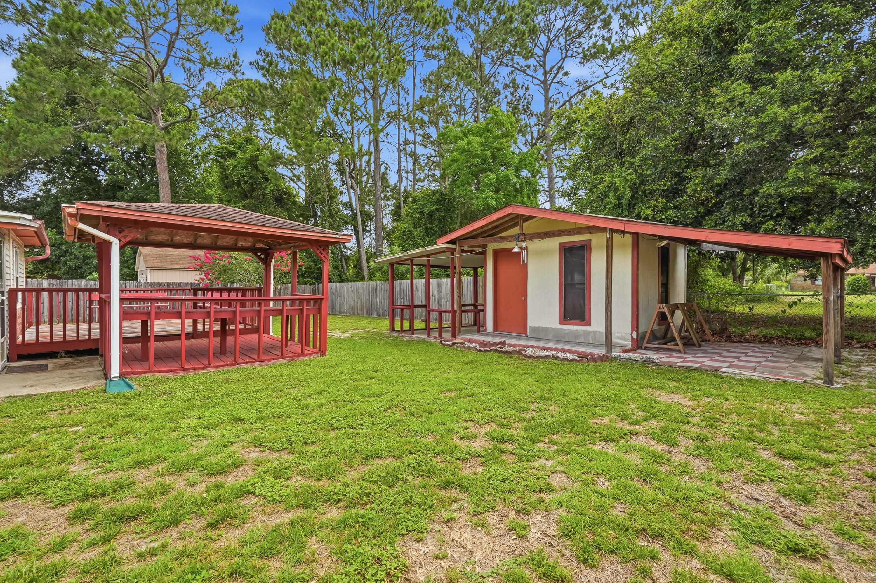 574 Peppertree Lane Pensacola FL 32506