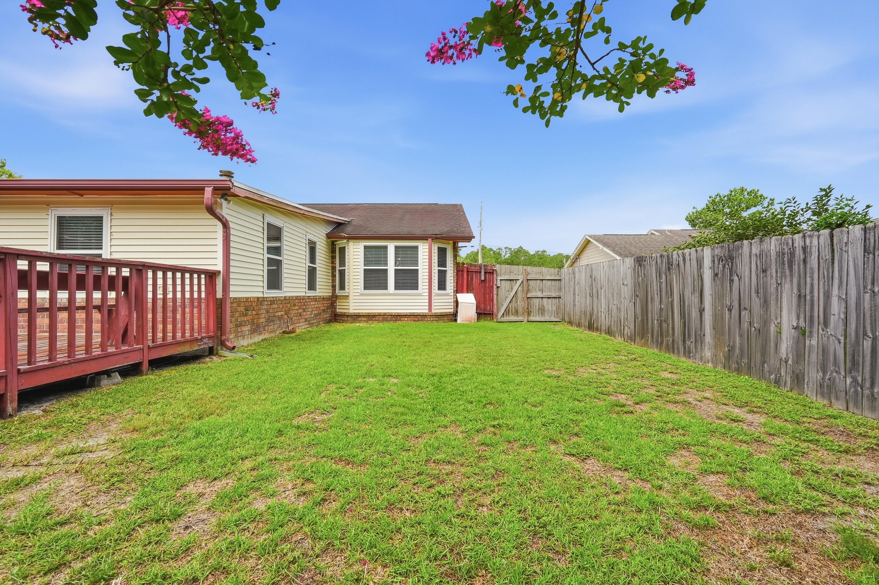 574 Peppertree Lane Pensacola FL 32506