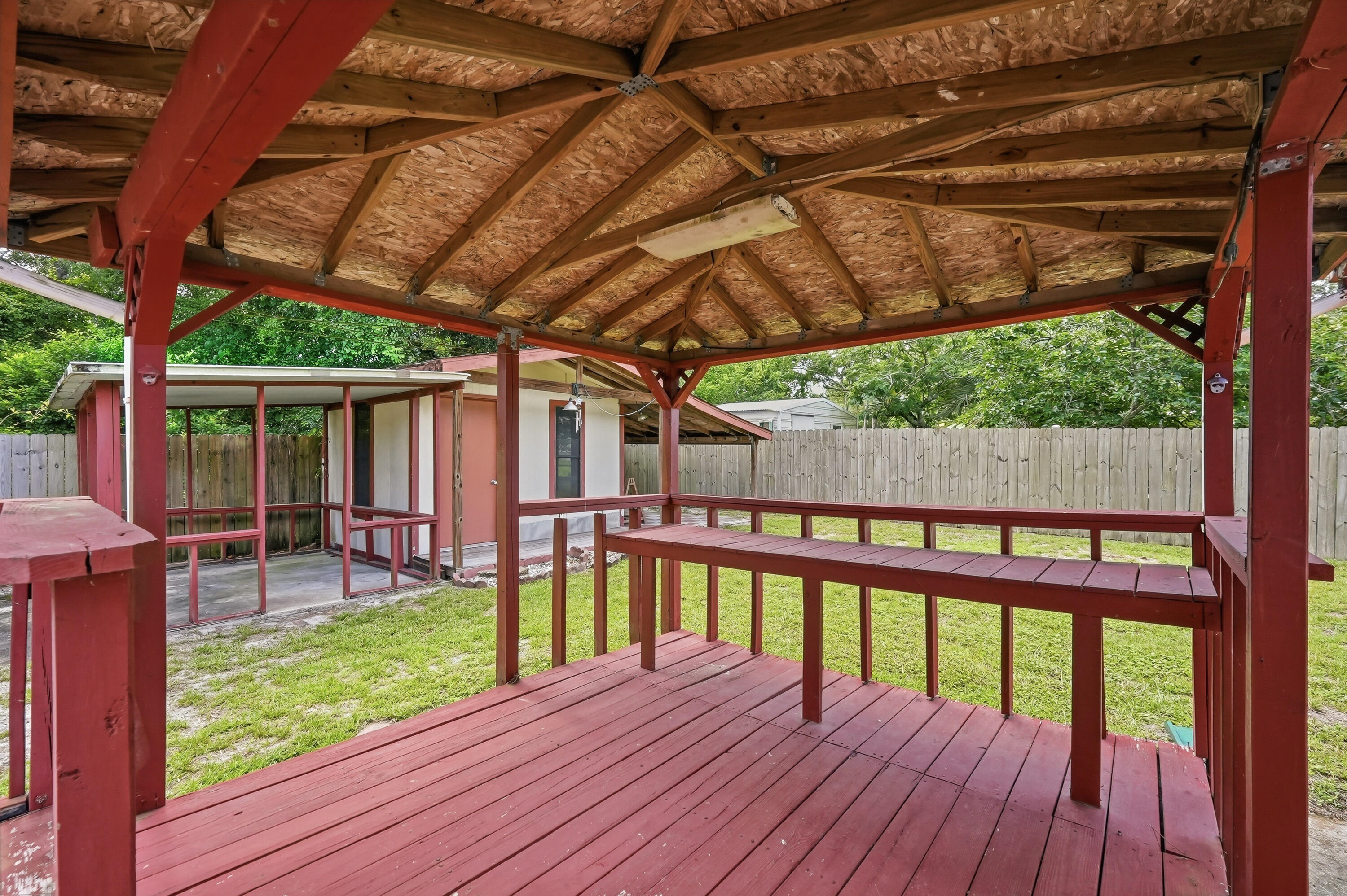 574 Peppertree Lane Pensacola FL 32506