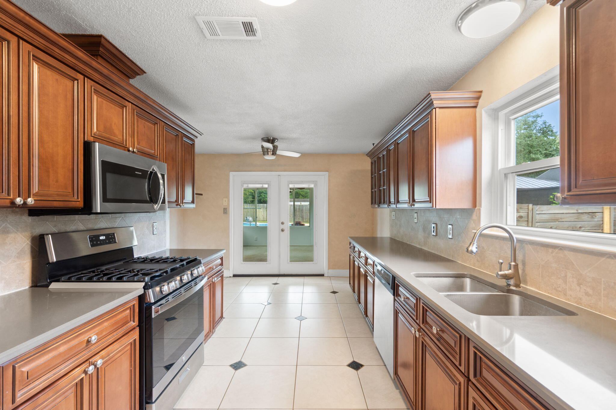 403 Parish Cove Mary Esther FL 32569