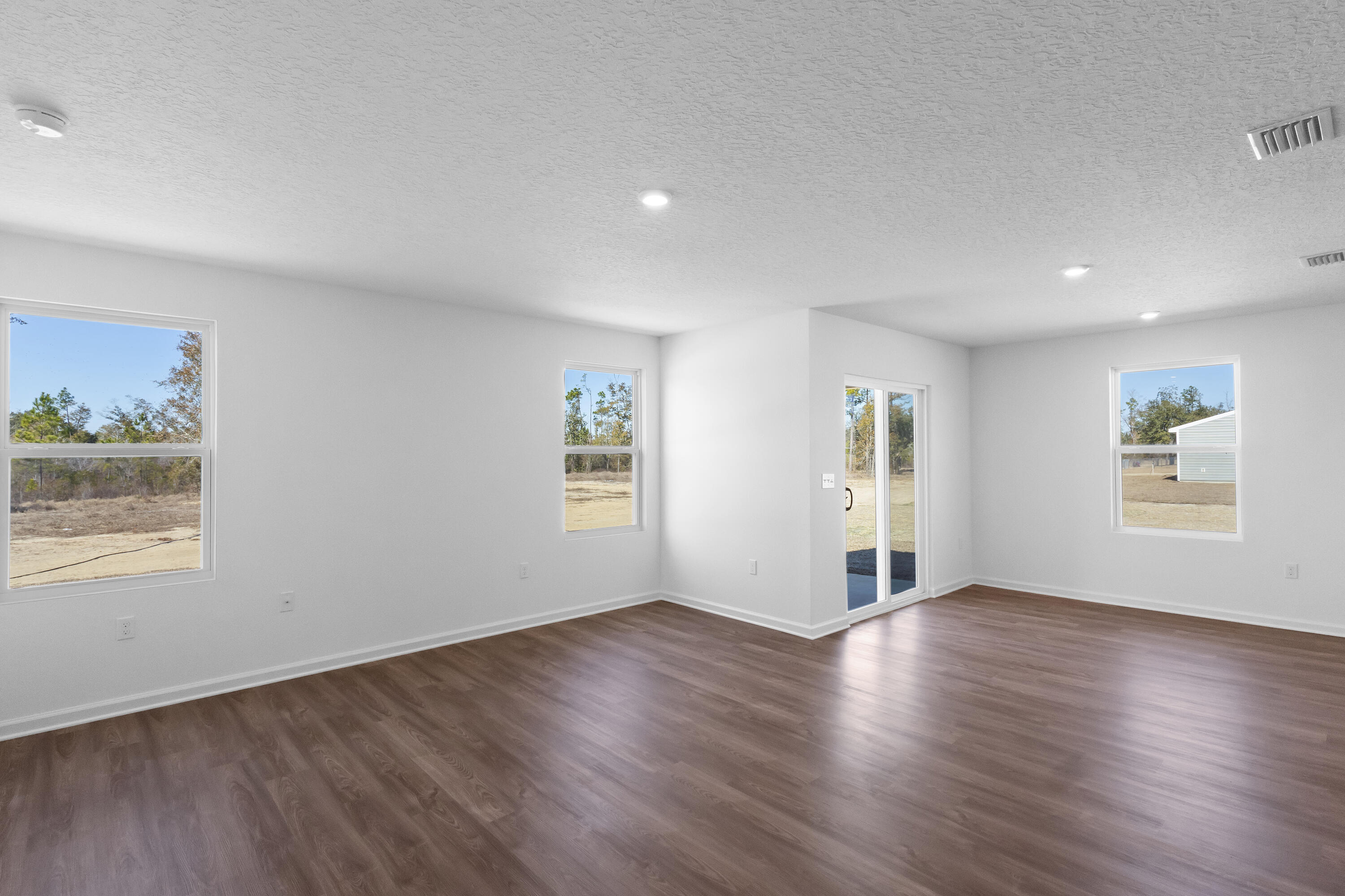 155 Cat Island Circle Defuniak Springs FL 32433