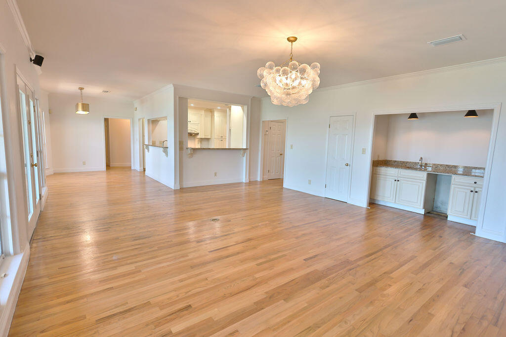 217 NE Yacht Club Drive Fort Walton Beach FL 32548