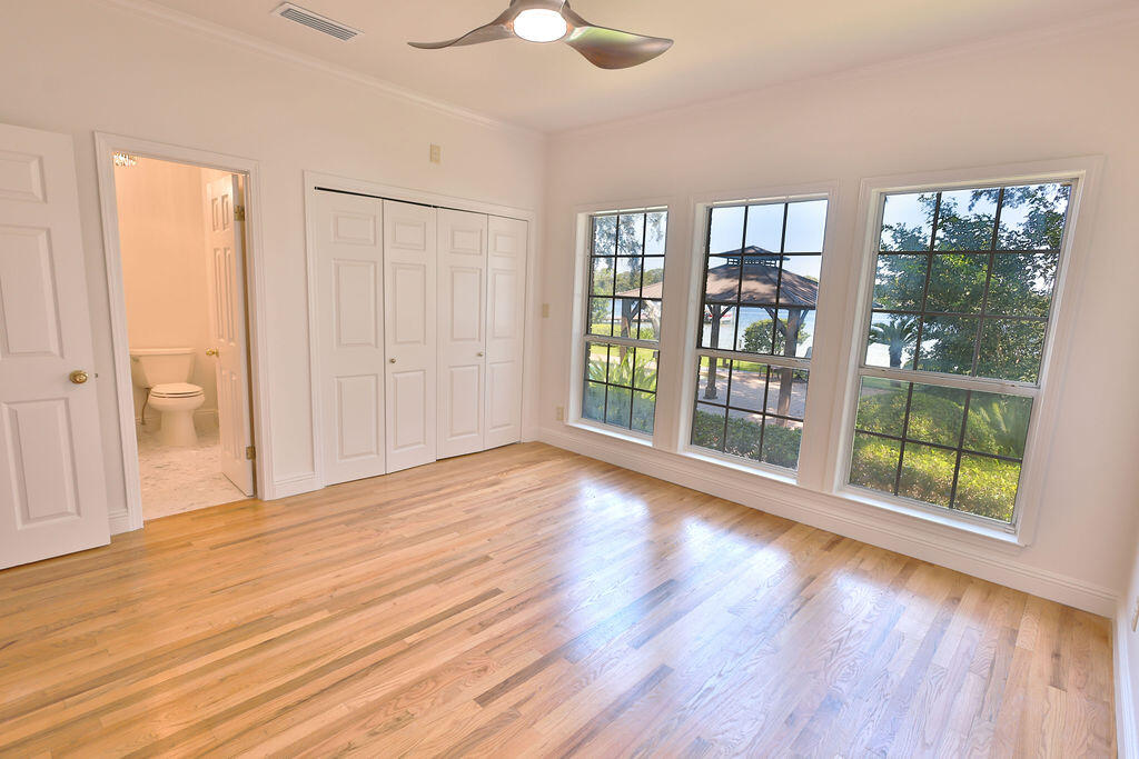217 NE Yacht Club Drive Fort Walton Beach FL 32548