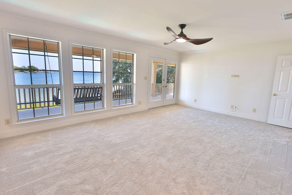 217 NE Yacht Club Drive Fort Walton Beach FL 32548