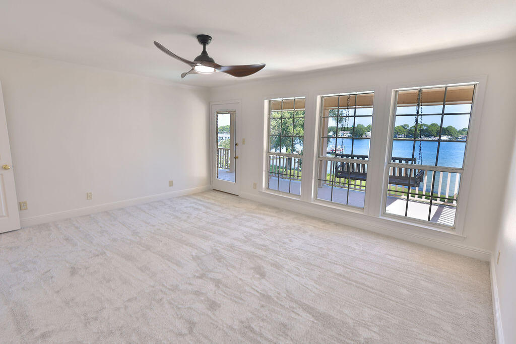 217 NE Yacht Club Drive Fort Walton Beach FL 32548