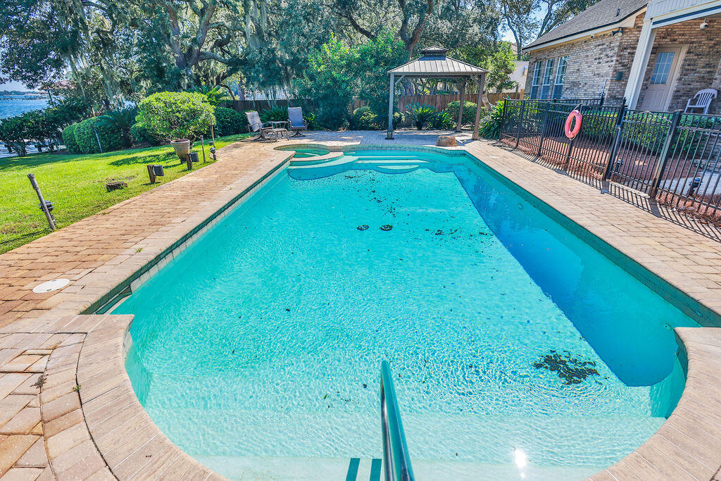 217 NE Yacht Club Drive Fort Walton Beach FL 32548