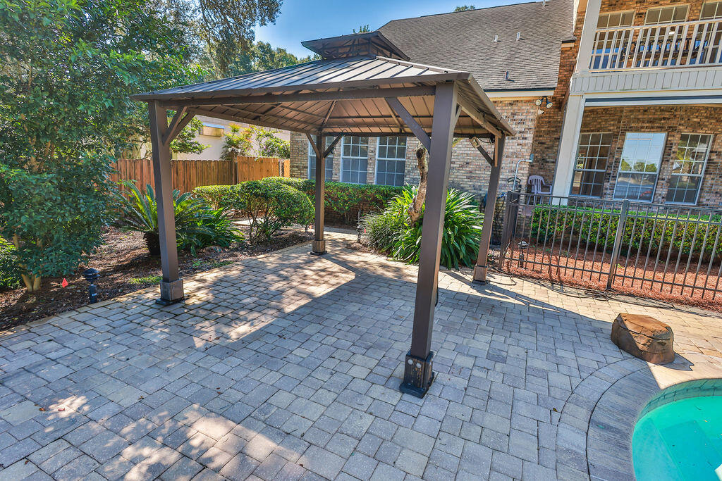 217 NE Yacht Club Drive Fort Walton Beach FL 32548