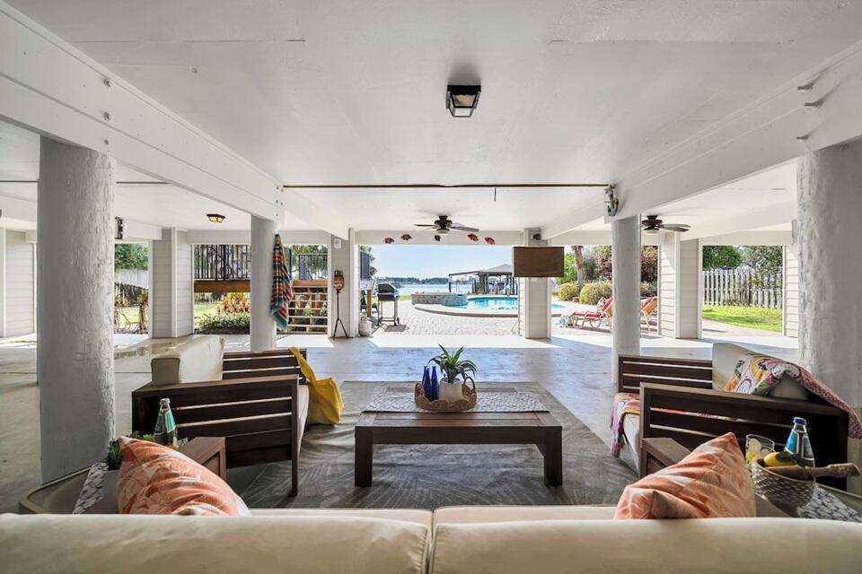 326 SE Brooks Street Fort Walton Beach FL 32548