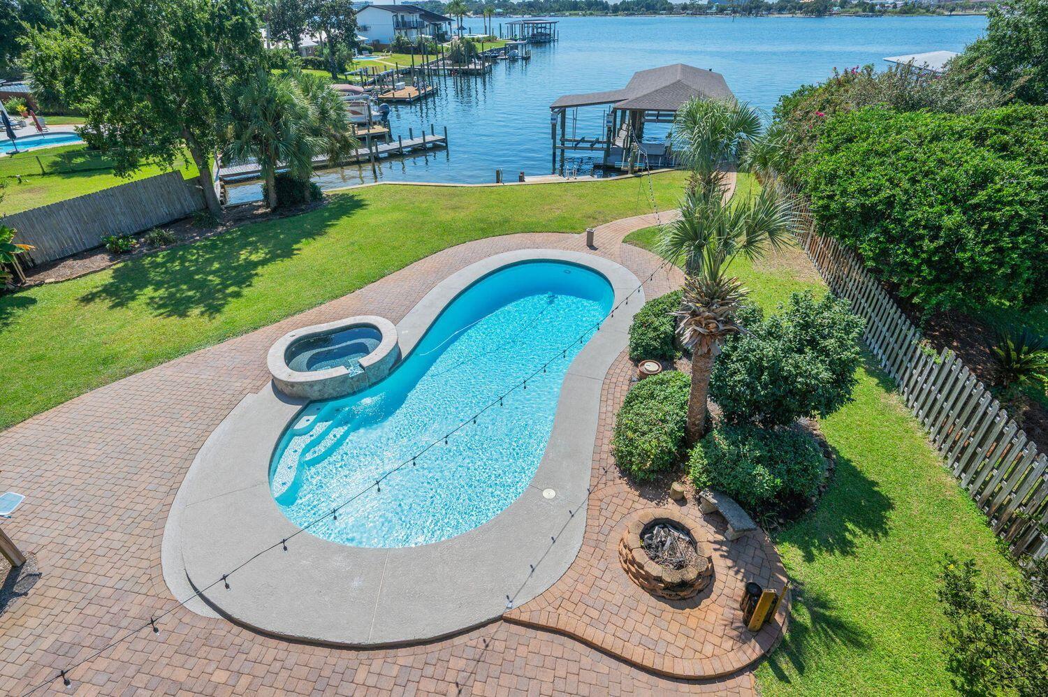 326 SE Brooks Street Fort Walton Beach FL 32548