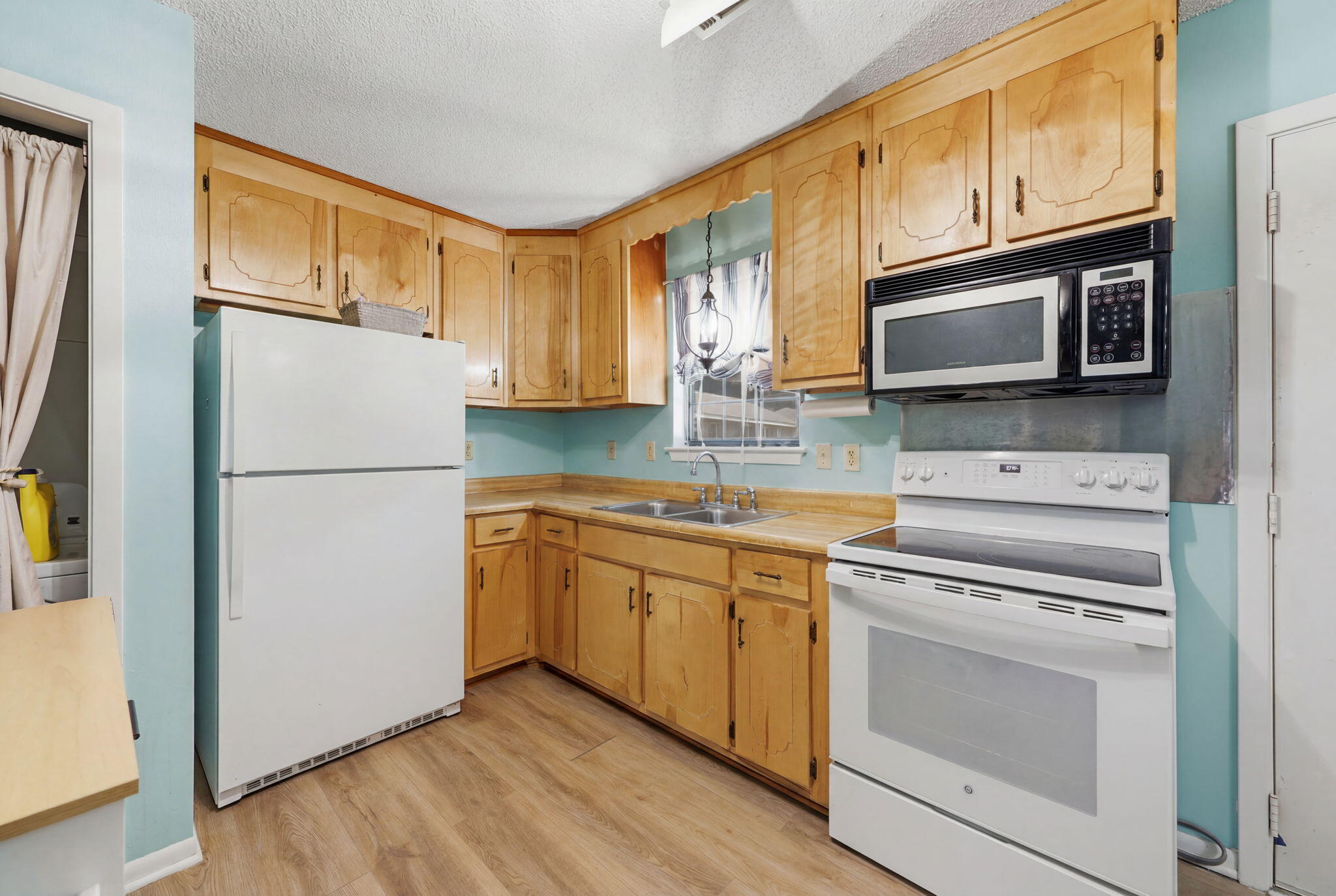 532 Springtime Avenue Holt FL 32564