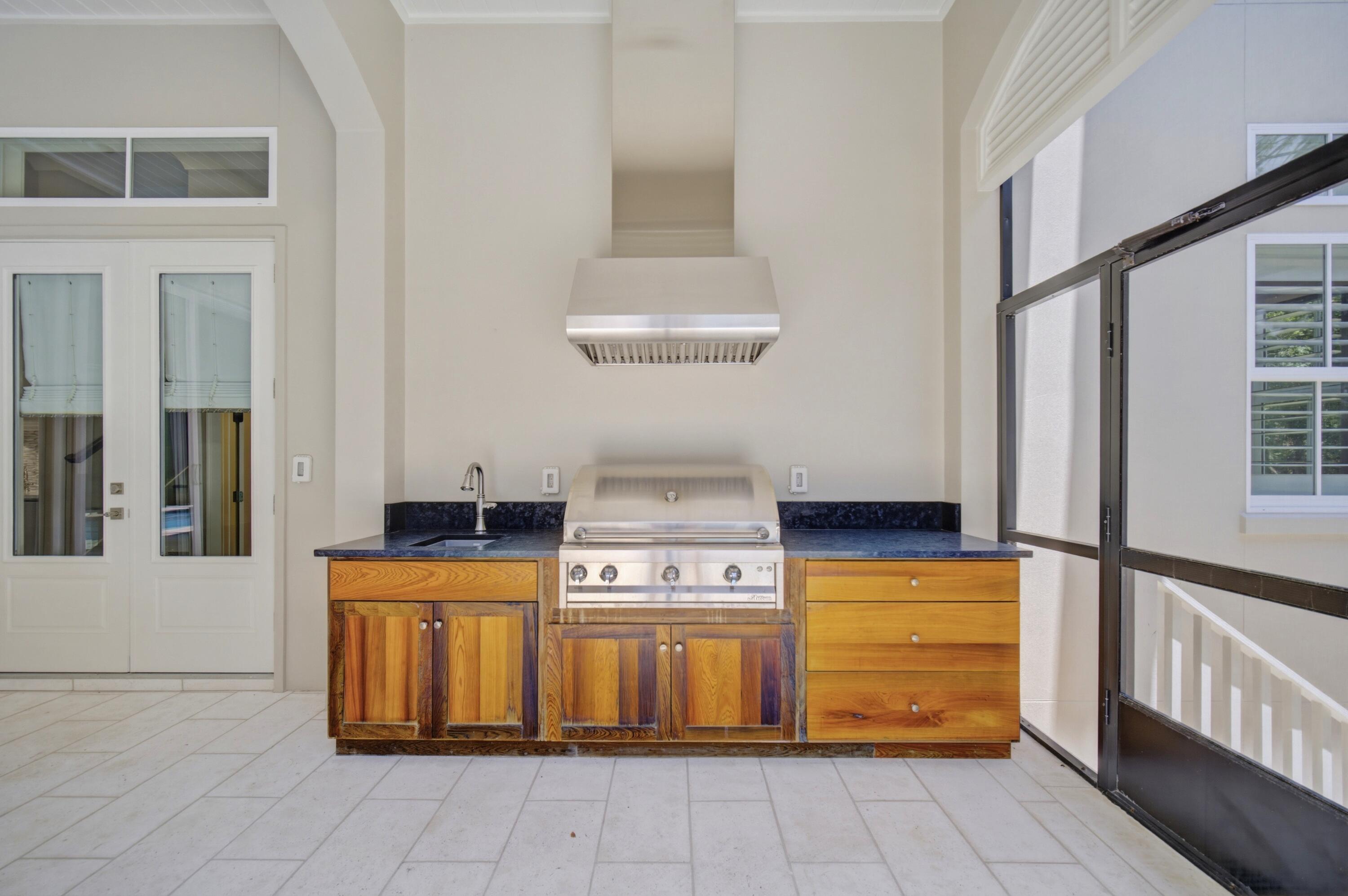 502 Regatta Bay Boulevard Destin FL 32541