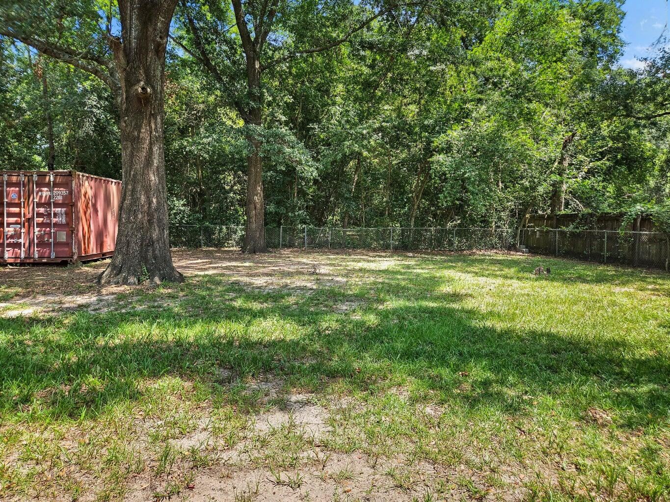 962 N Lloyd Street Crestview FL 32536