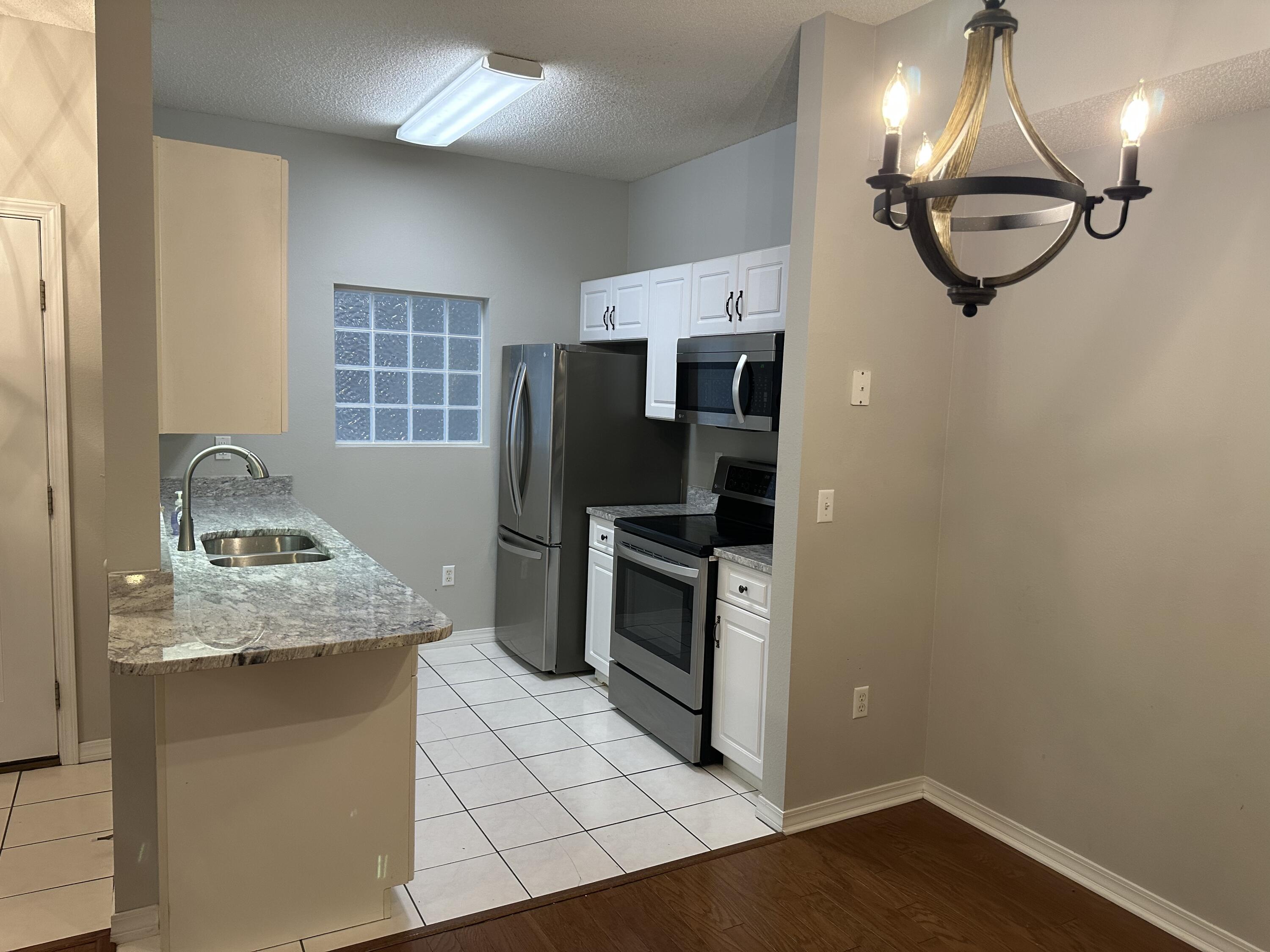 1501 N Partin Drive Niceville FL 32578