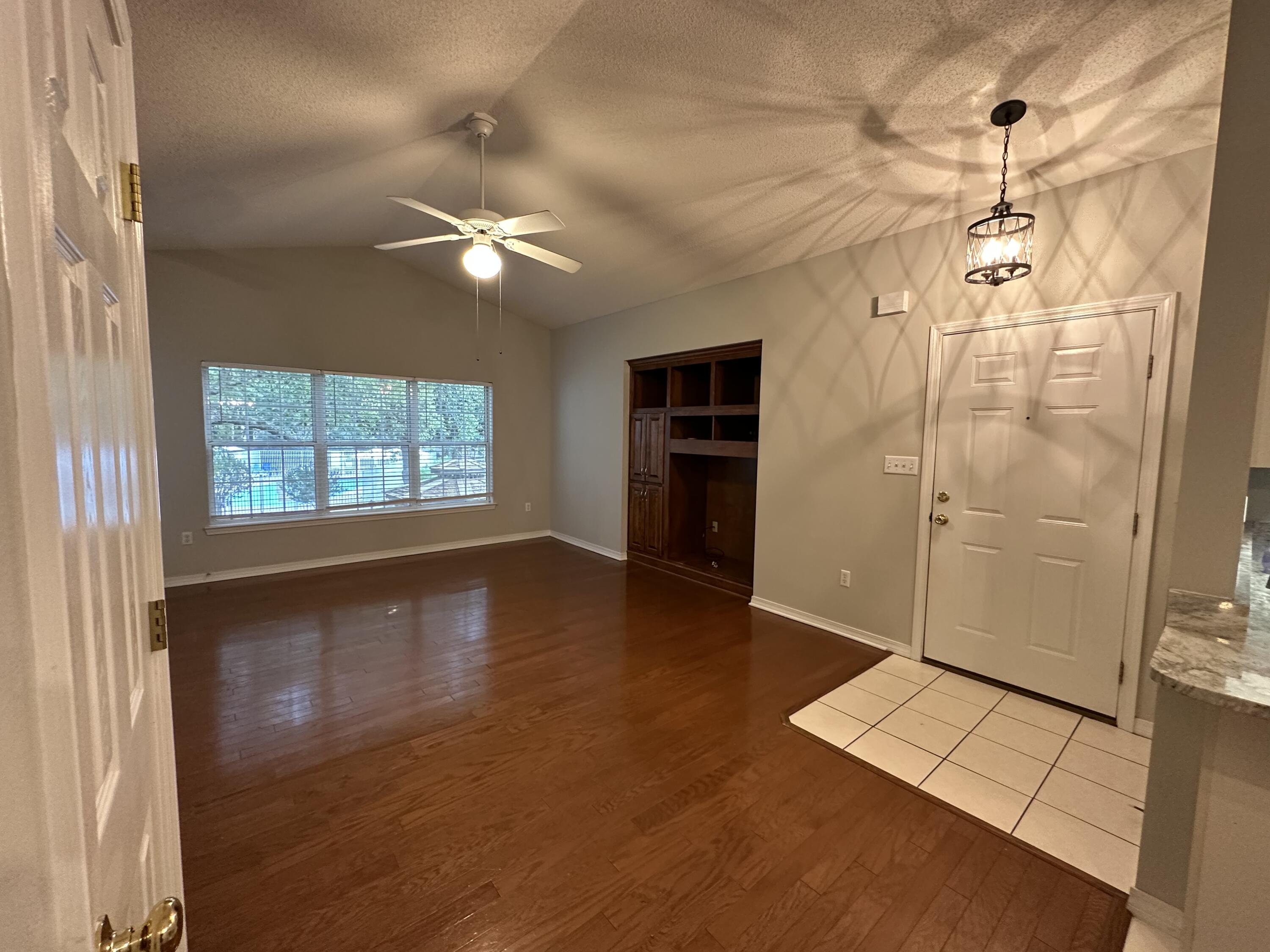 1501 N Partin Drive Niceville FL 32578
