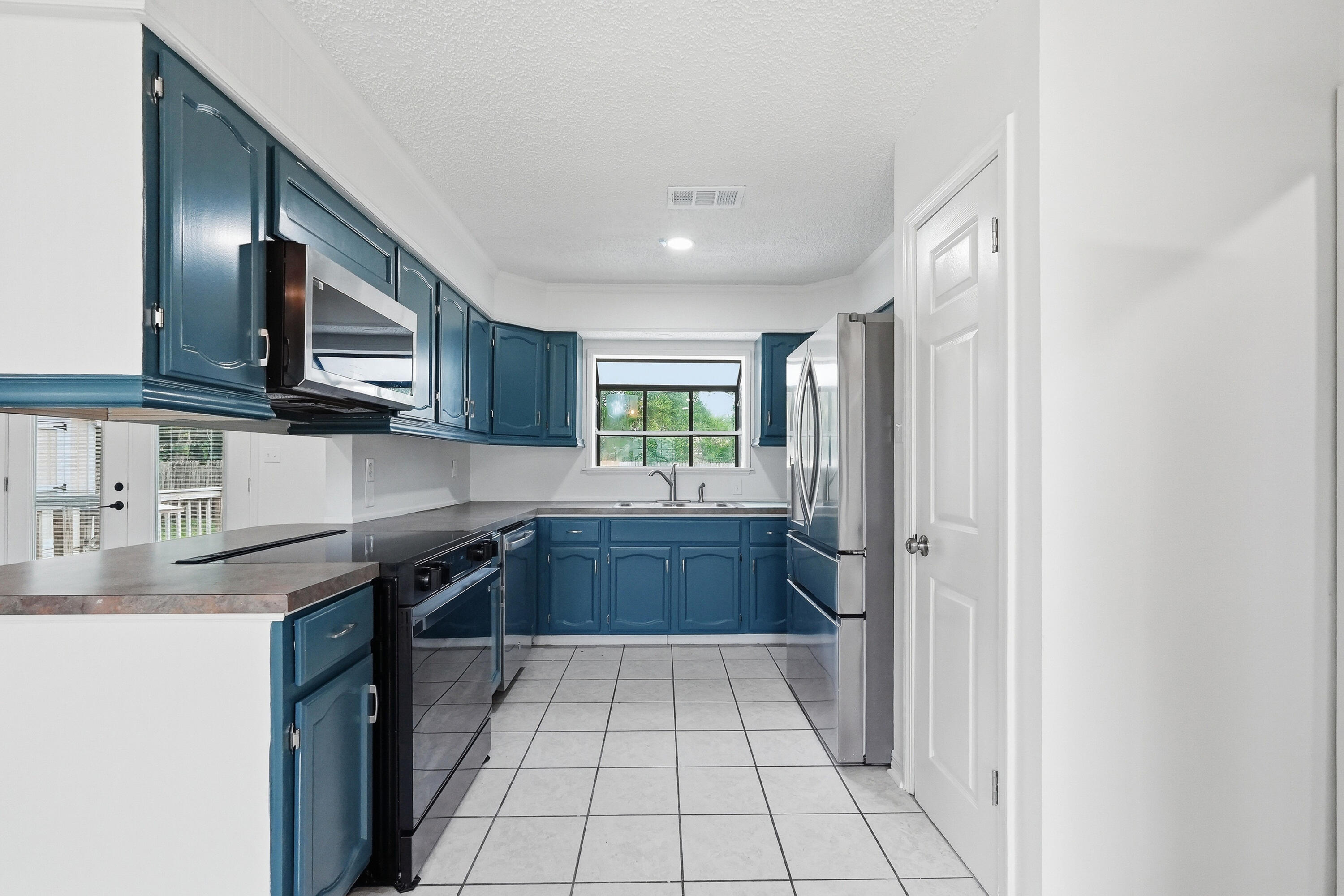 32 Cascabellas Street Mary Esther FL 32569