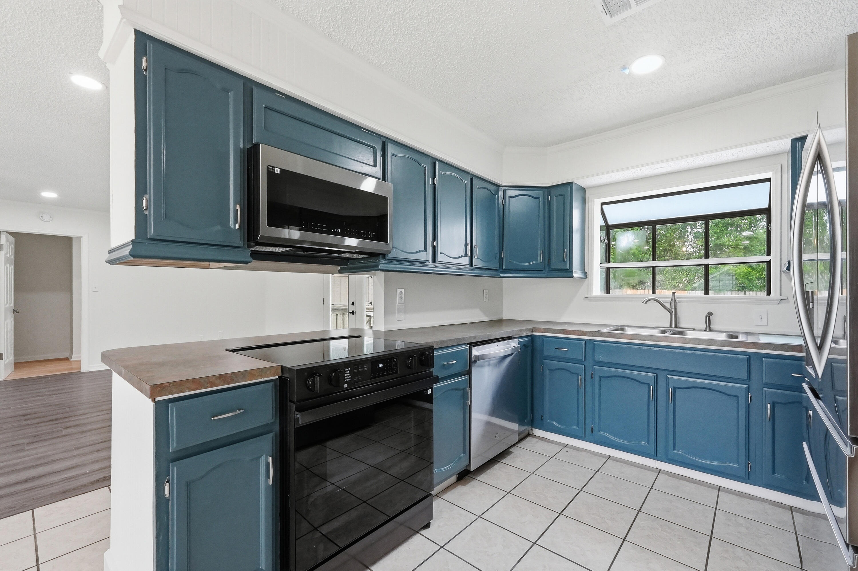 32 Cascabellas Street Mary Esther FL 32569