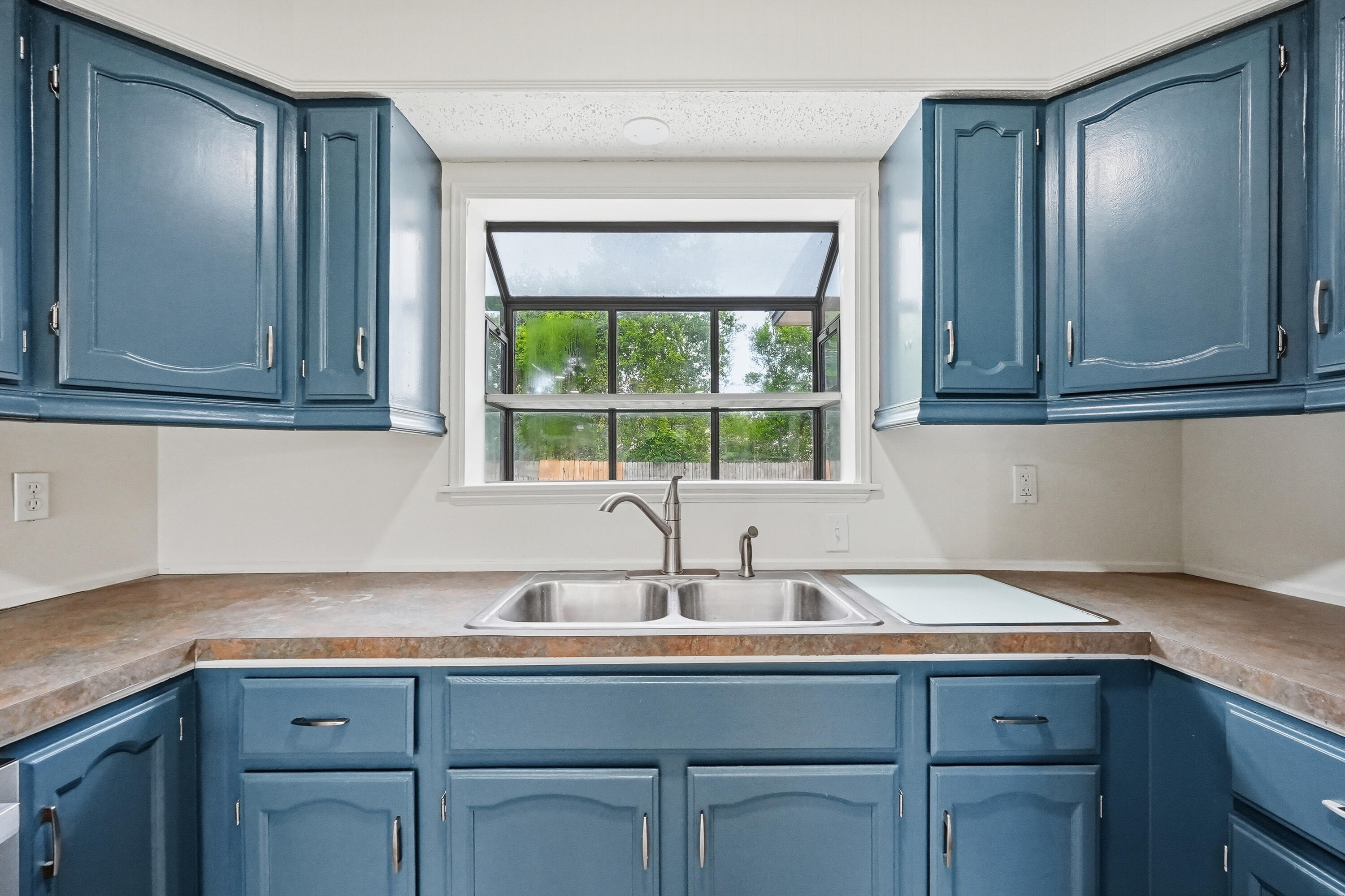 32 Cascabellas Street Mary Esther FL 32569