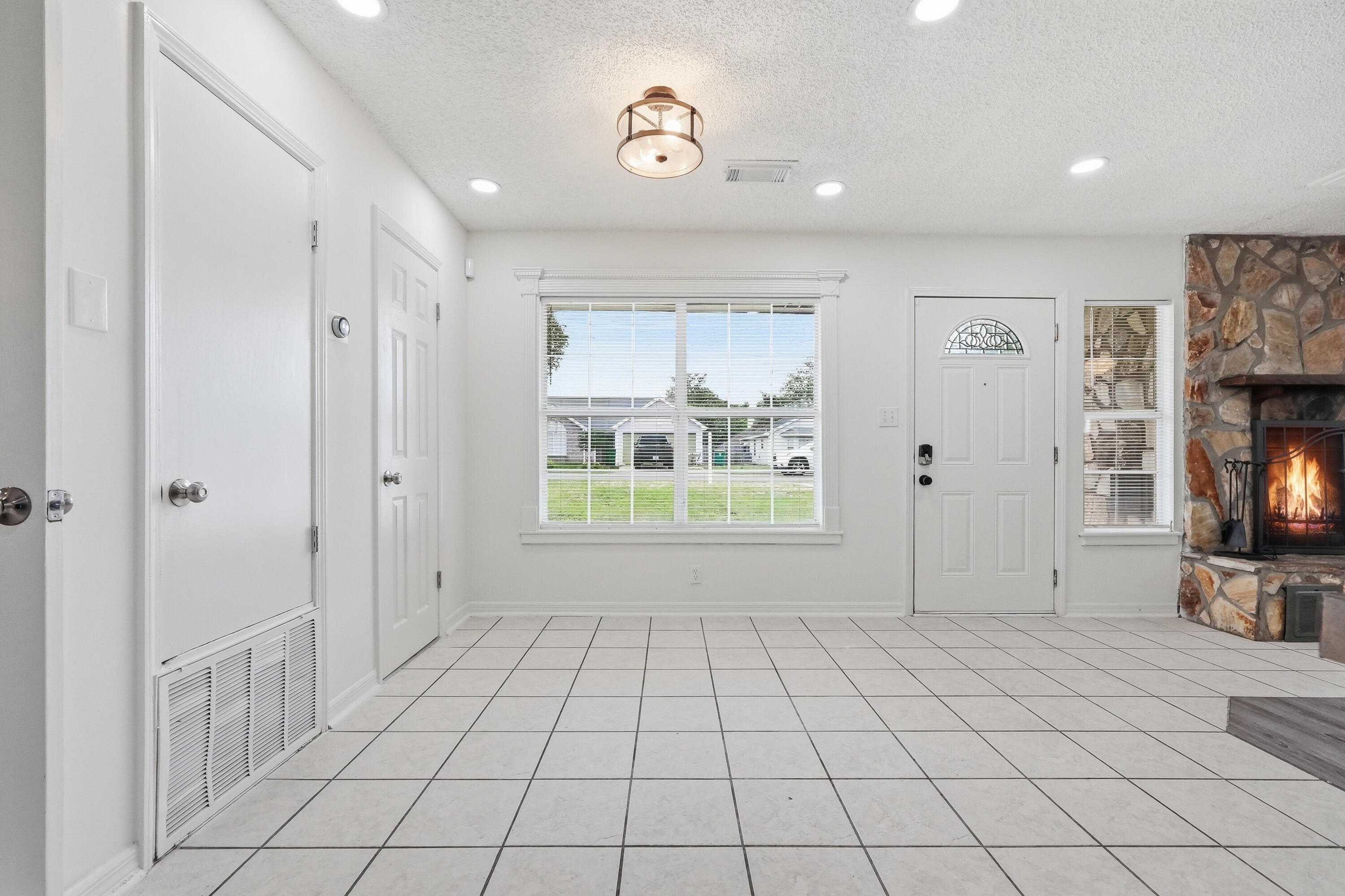 32 Cascabellas Street Mary Esther FL 32569