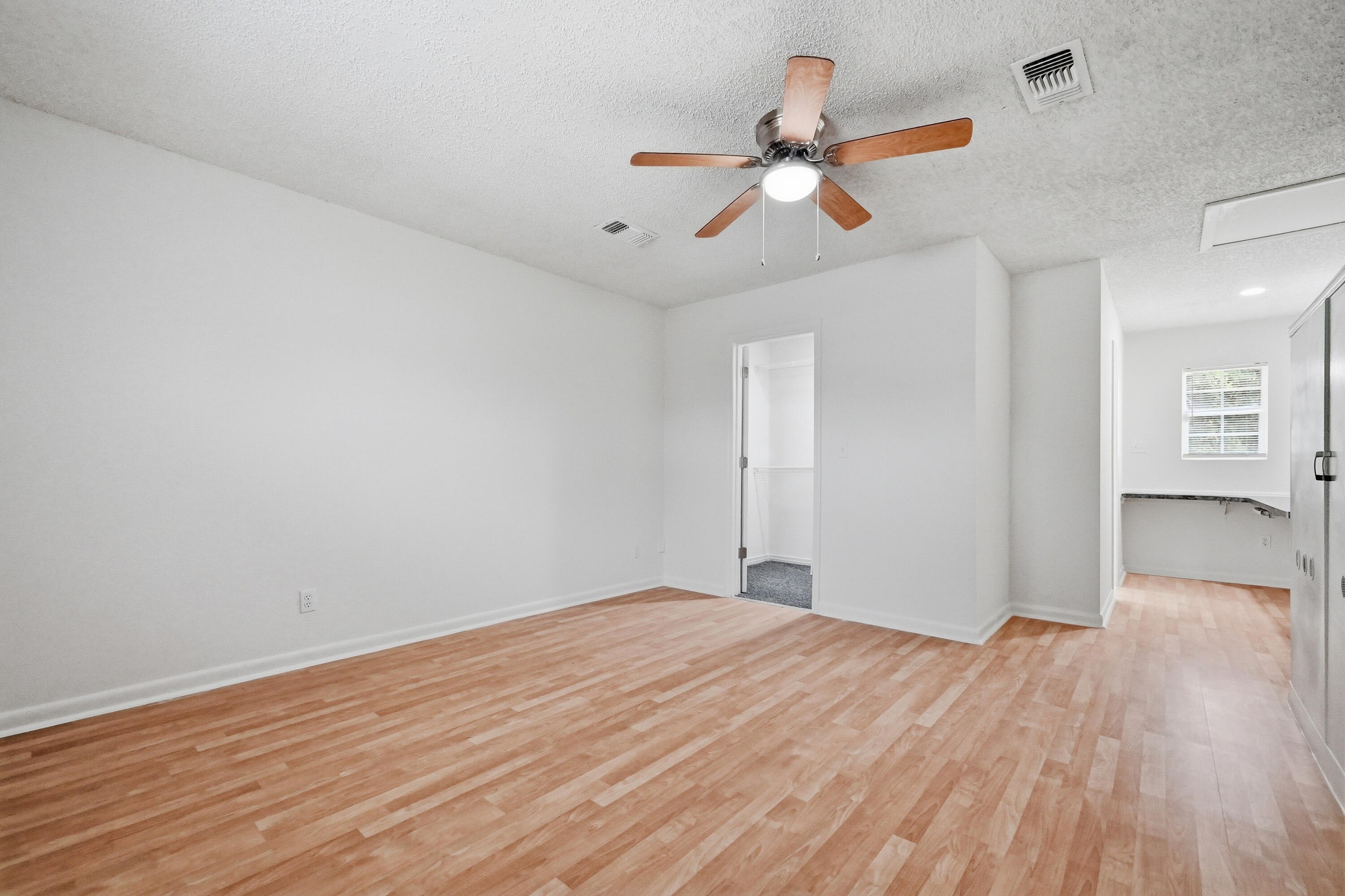 32 Cascabellas Street Mary Esther FL 32569