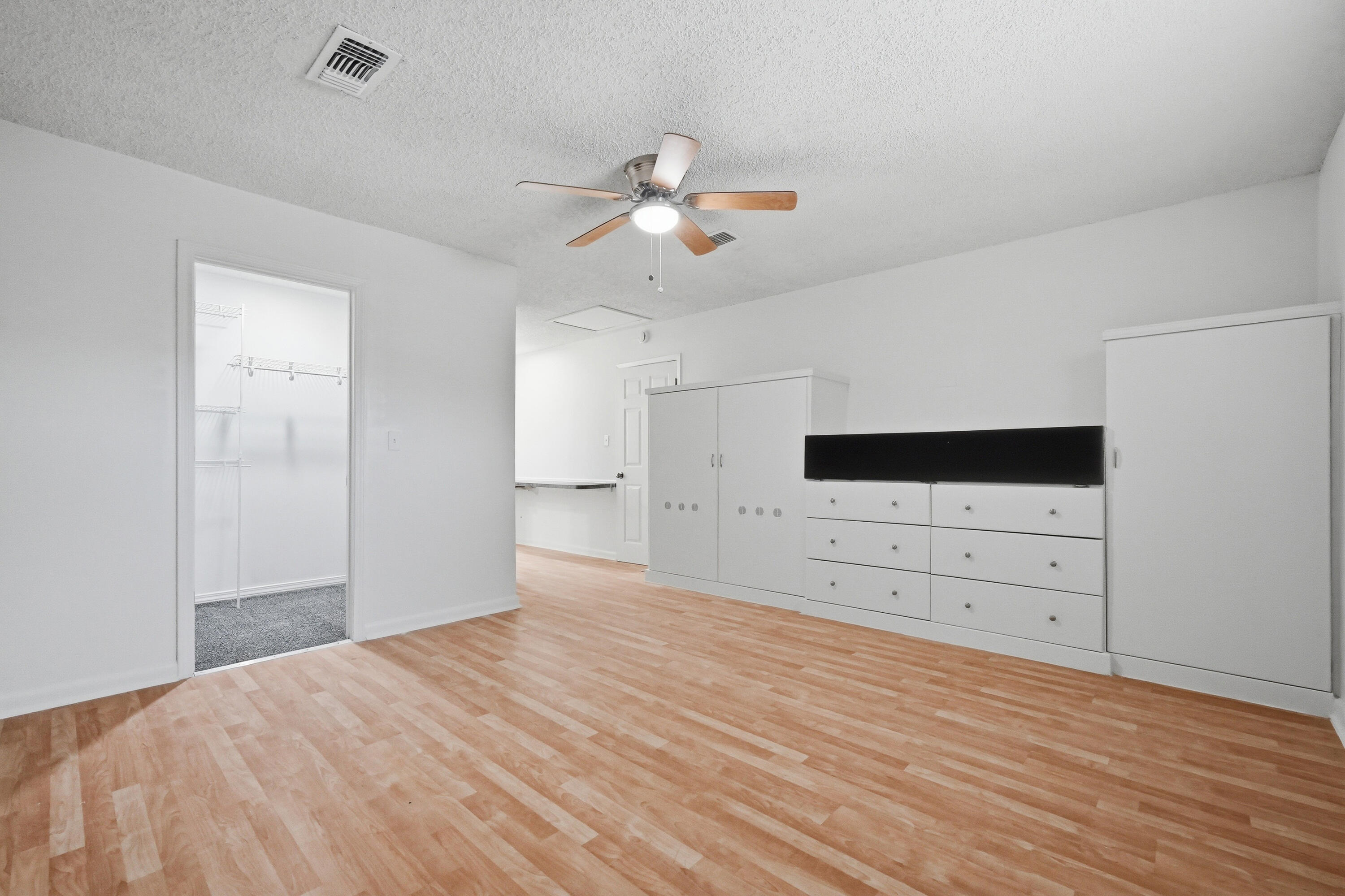 32 Cascabellas Street Mary Esther FL 32569
