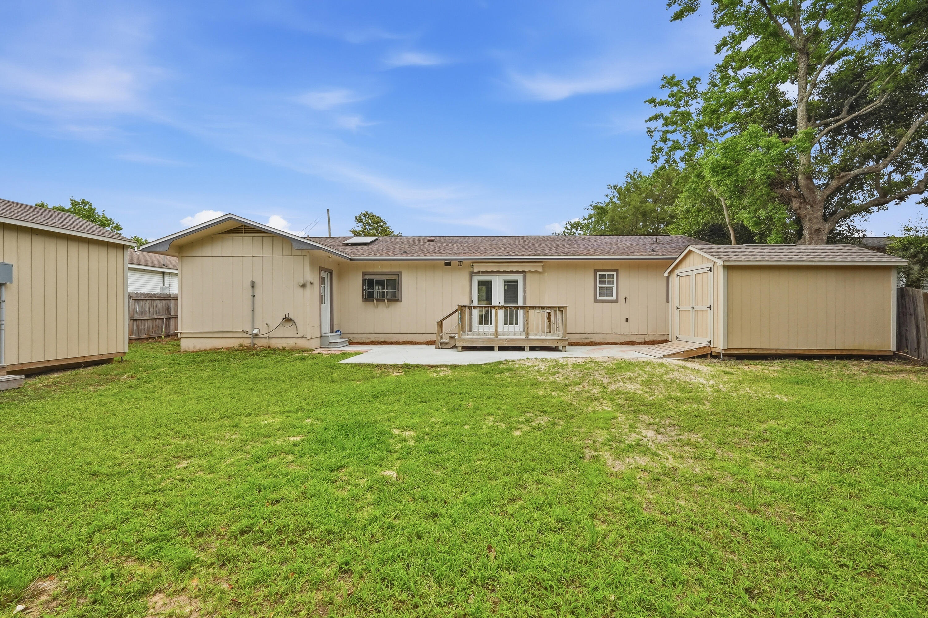32 Cascabellas Street Mary Esther FL 32569