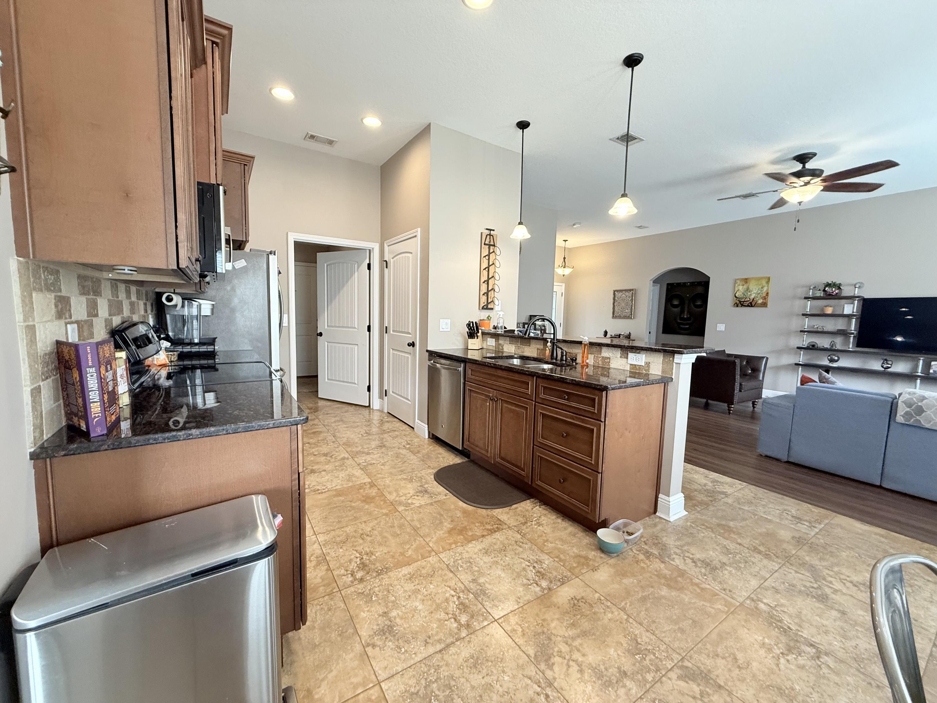202 Starfish Road Mary Esther FL 32569