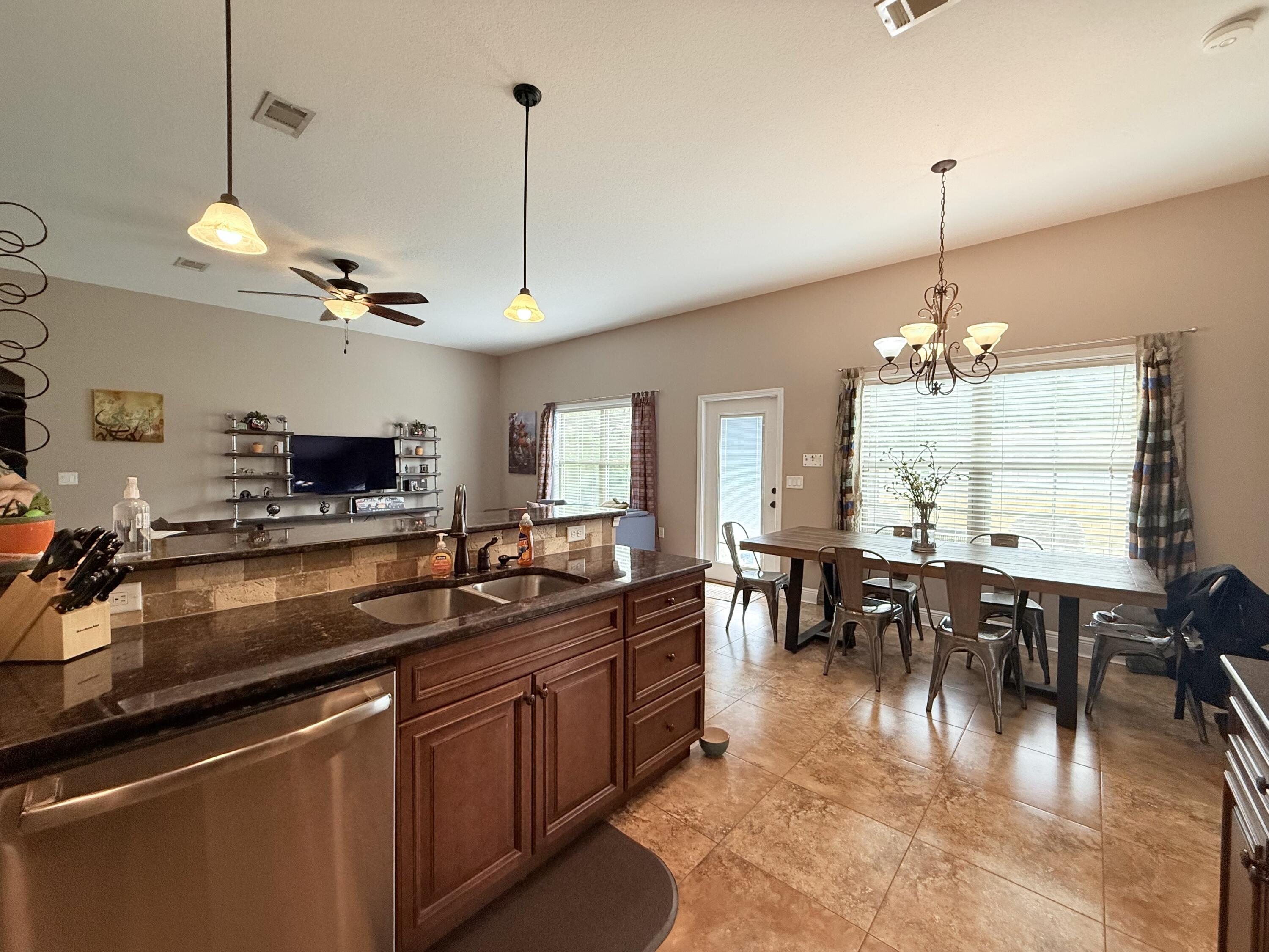 202 Starfish Road Mary Esther FL 32569