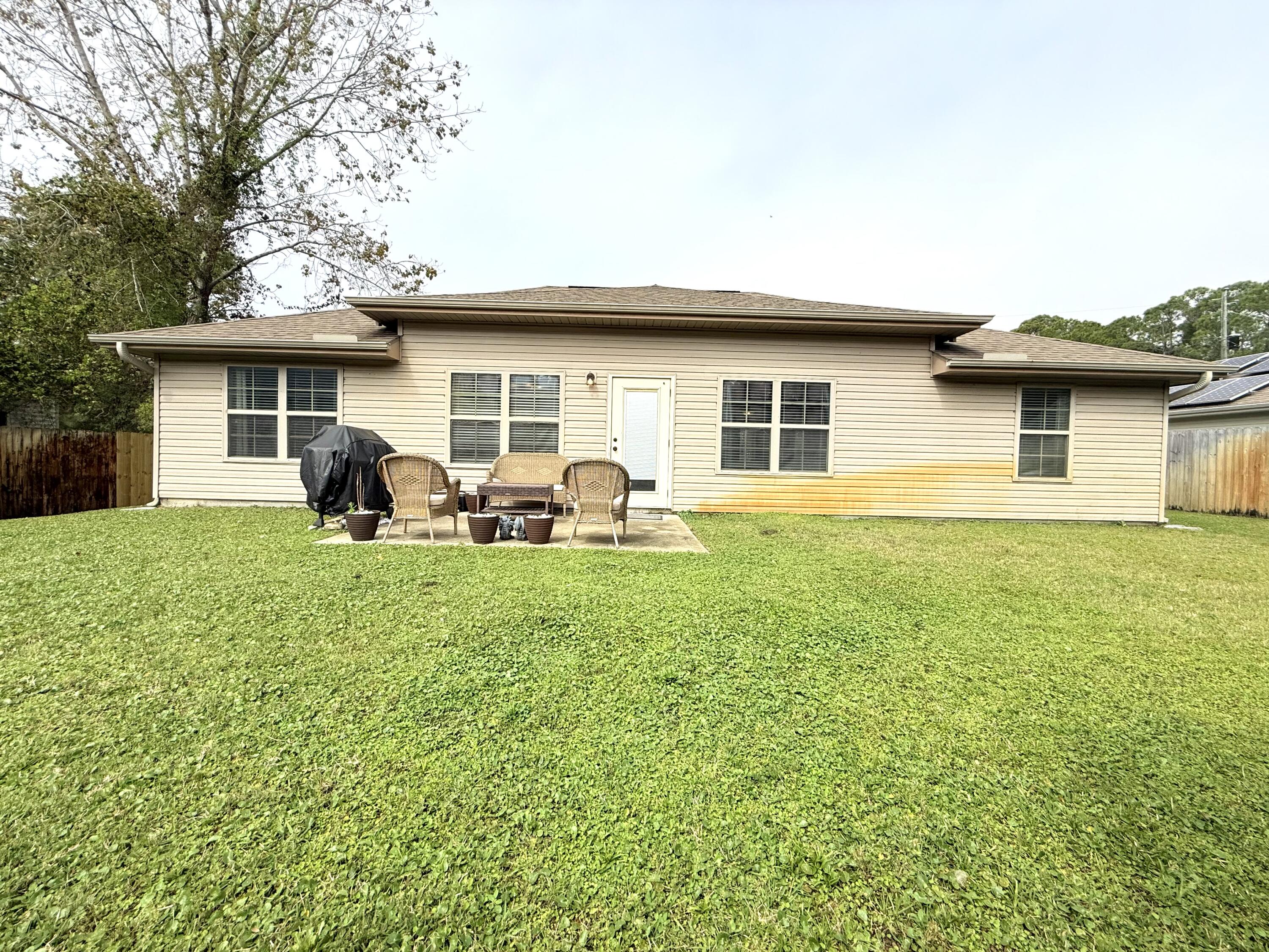 202 Starfish Road Mary Esther FL 32569