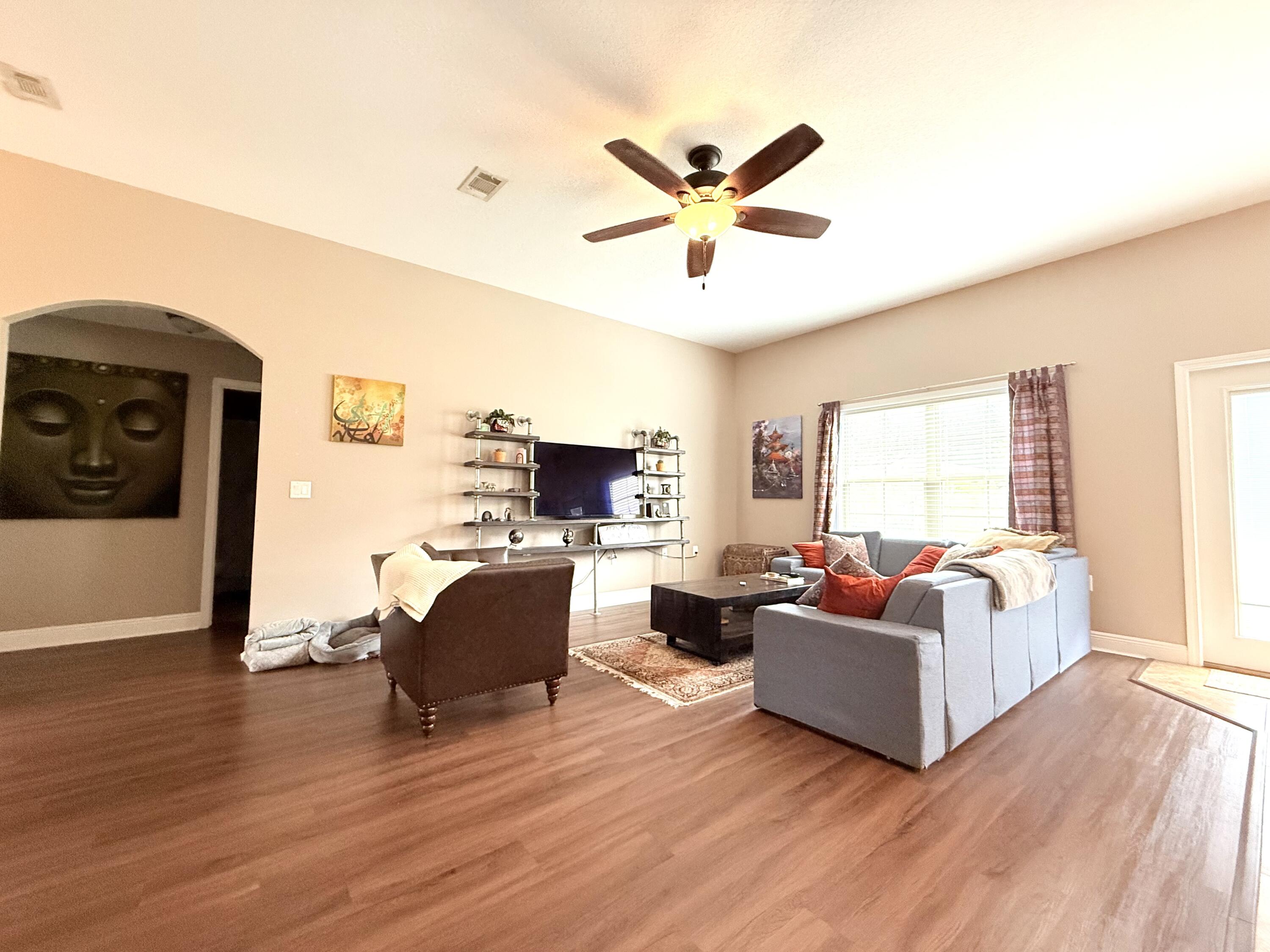 202 Starfish Road Mary Esther FL 32569