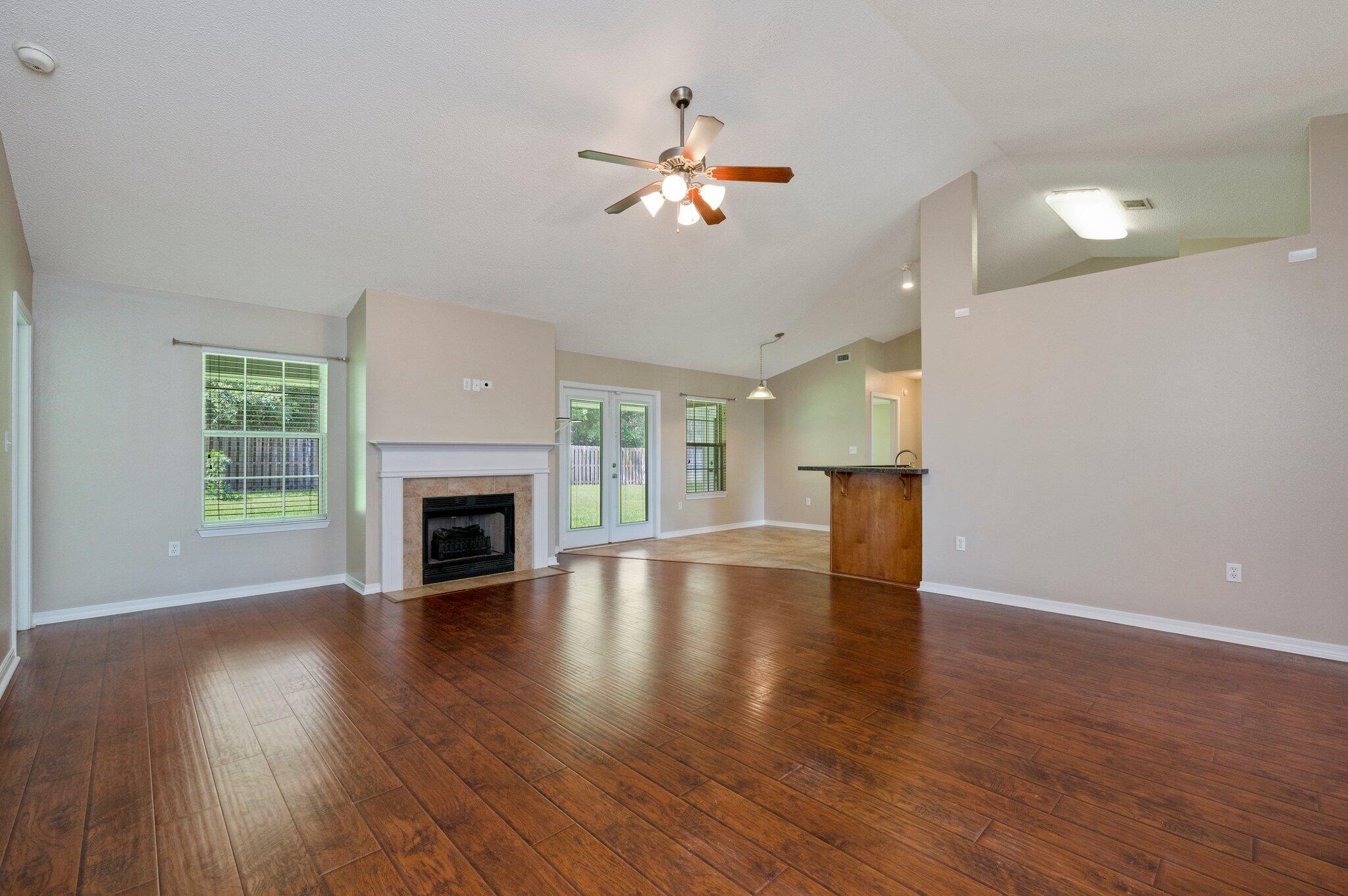 319 Sidewinder Loop Crestview FL 32536
