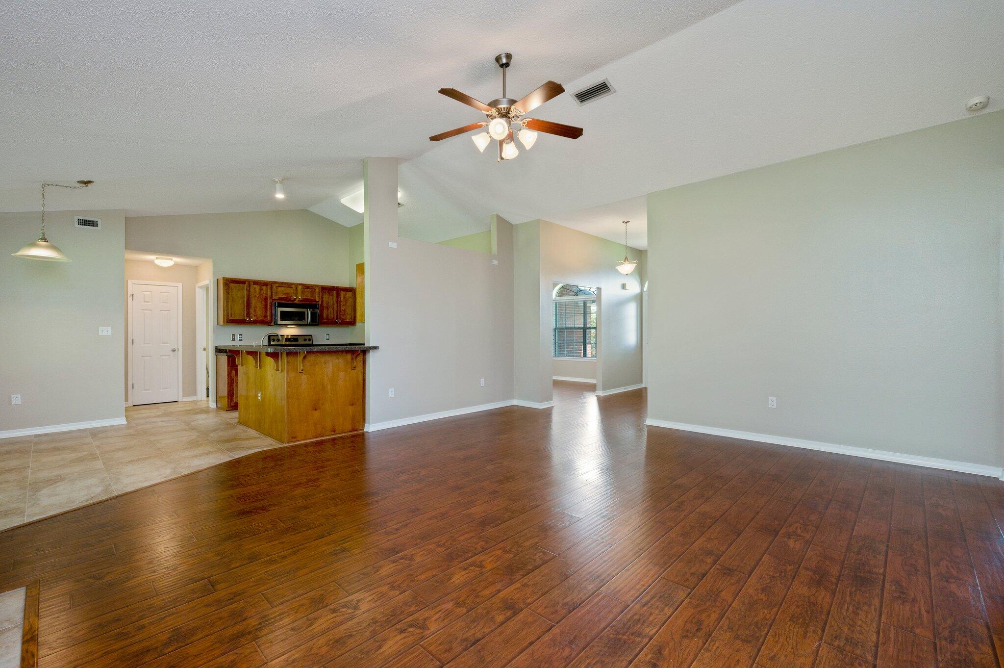 319 Sidewinder Loop Crestview FL 32536