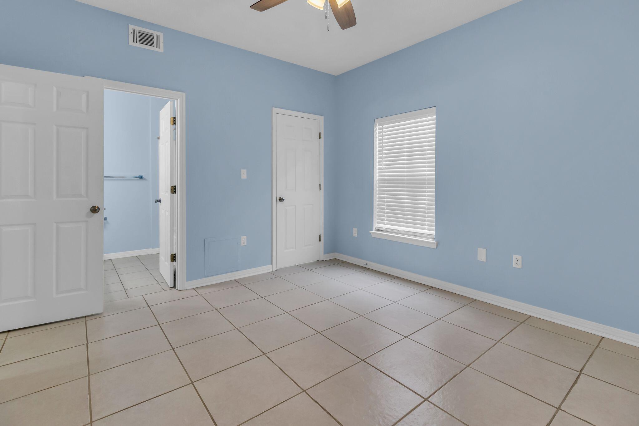 1501 N Partin Drive Niceville FL 32578