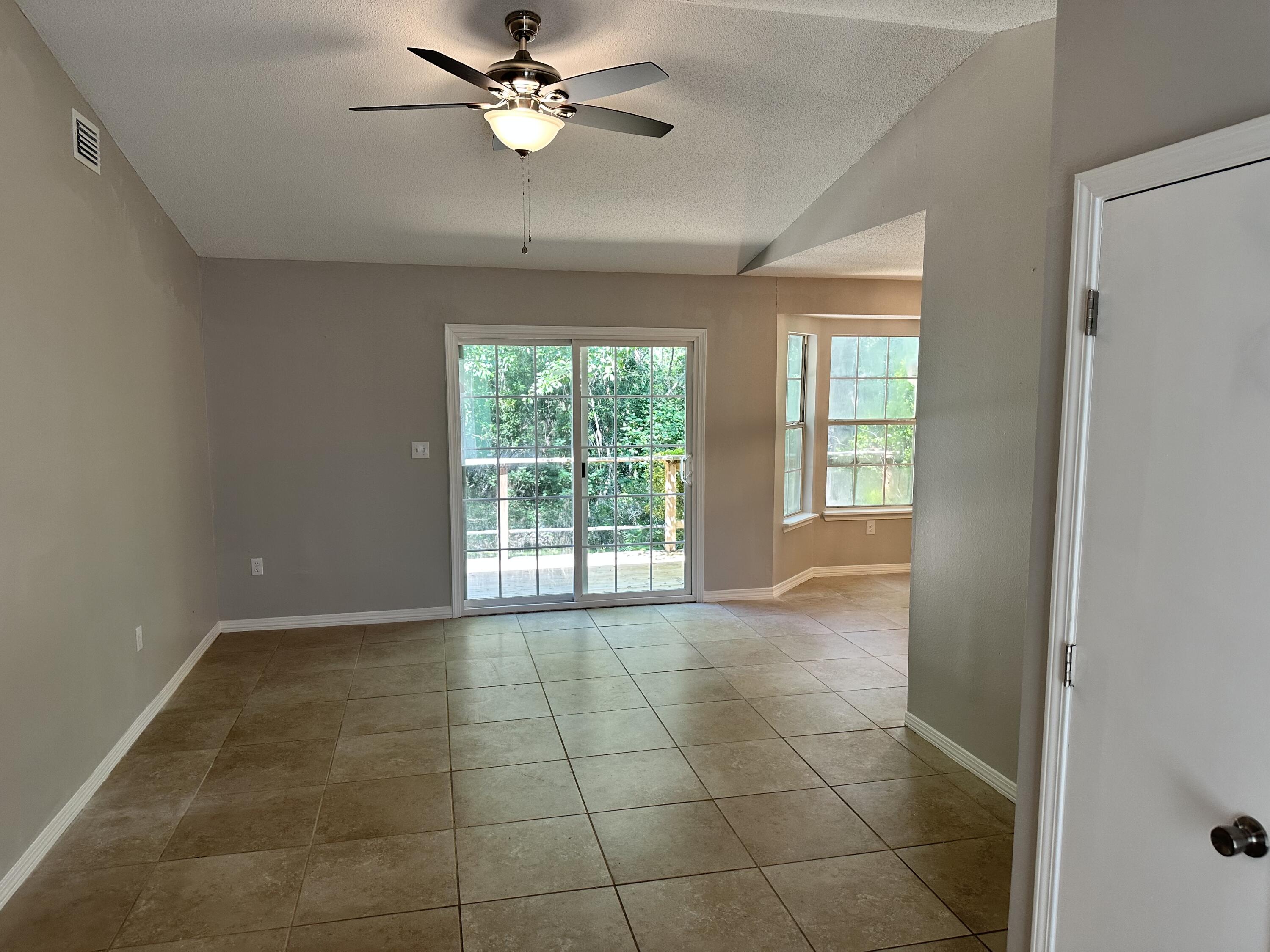 2987 Windsor Circle Crestview FL 32539