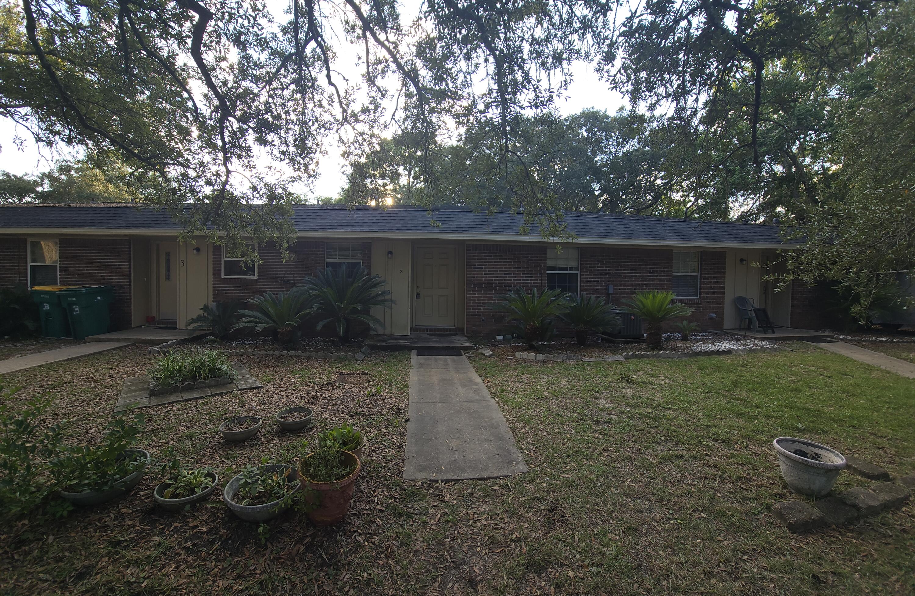 17 7th Street Shalimar FL 32579