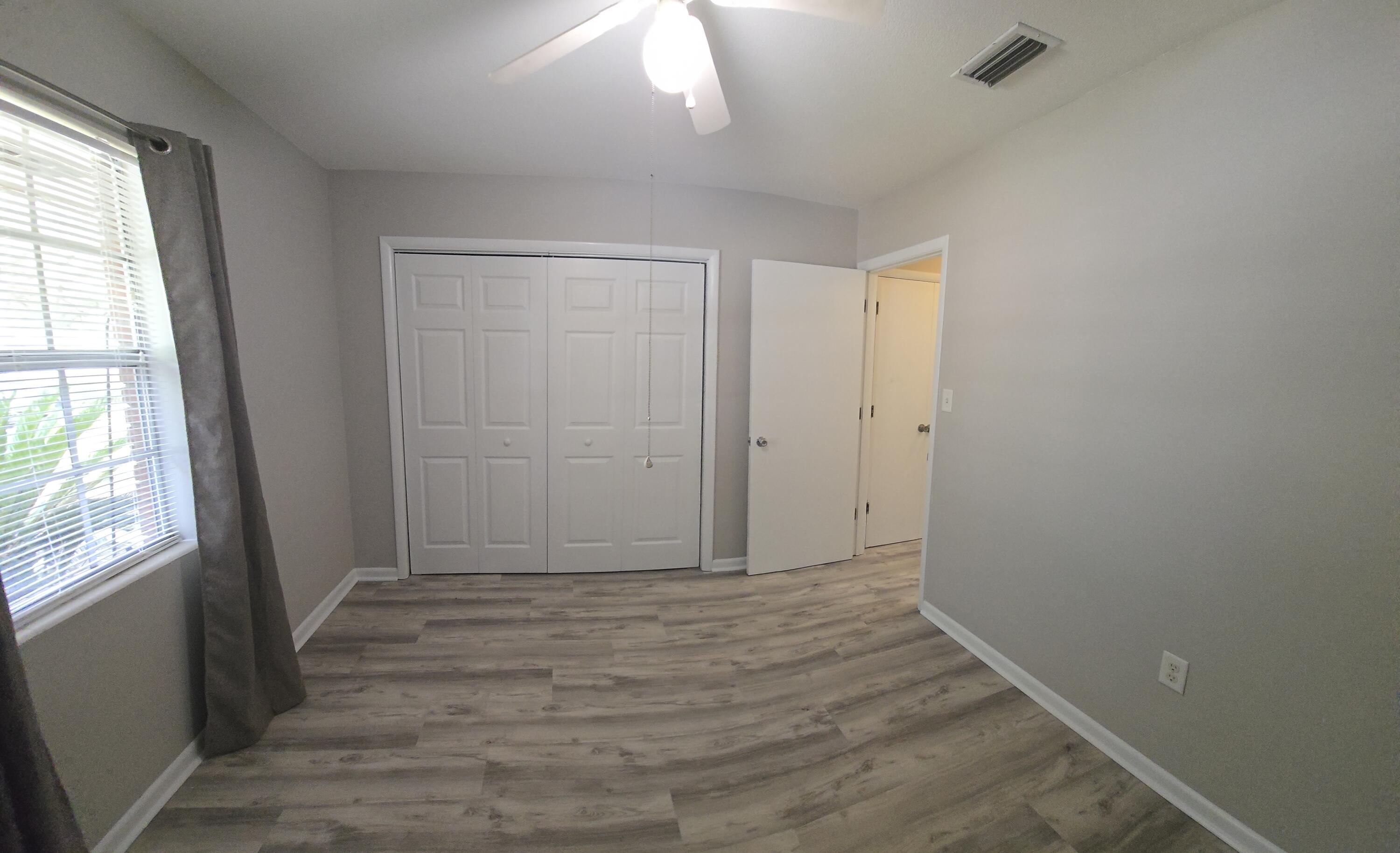 17 7th Street Shalimar FL 32579
