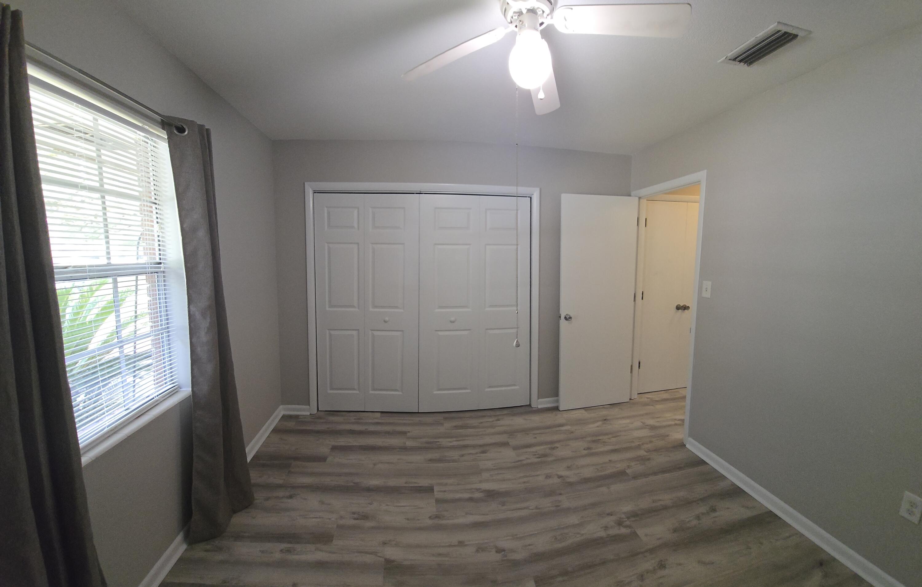 17 7th Street Shalimar FL 32579