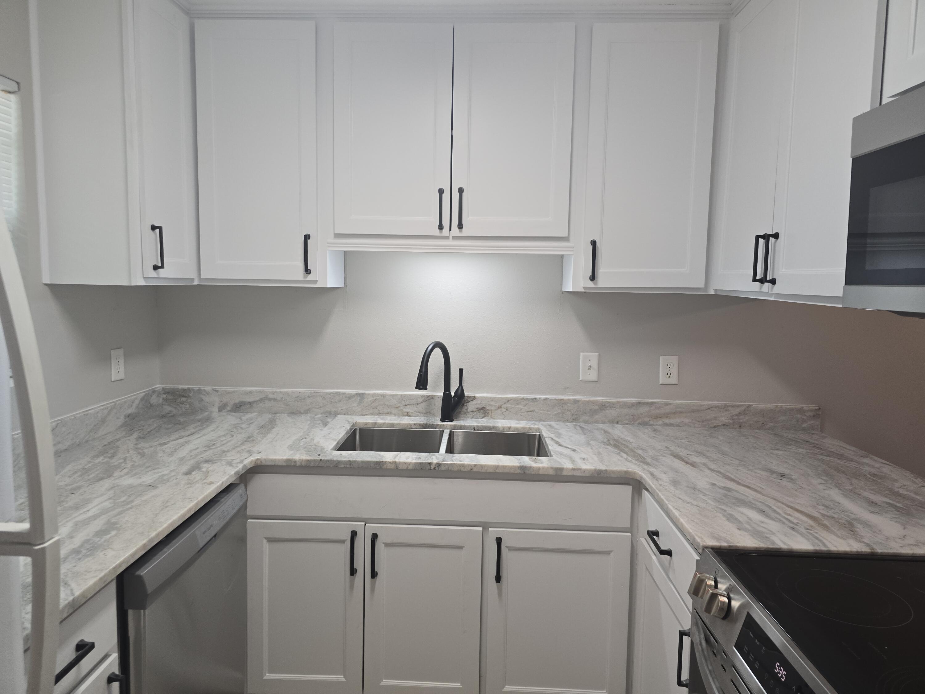 17 7th Street Shalimar FL 32579