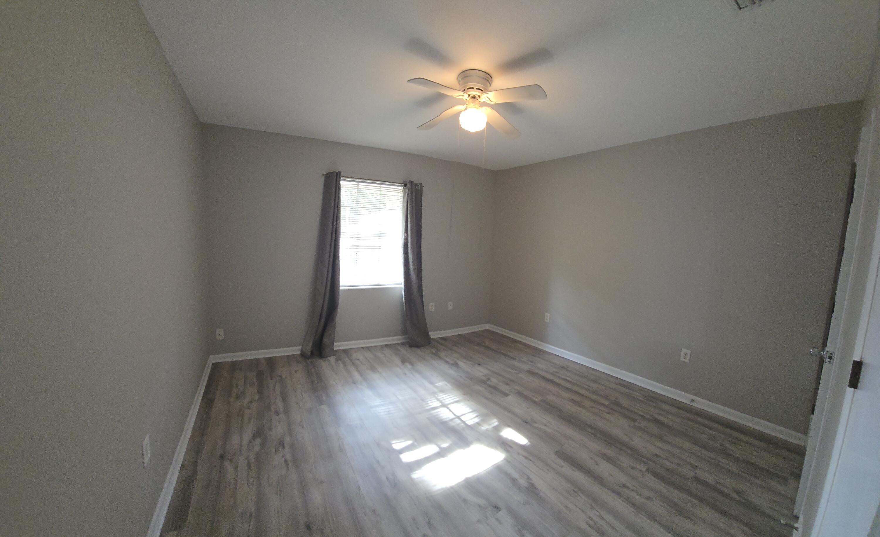 17 7th Street Shalimar FL 32579