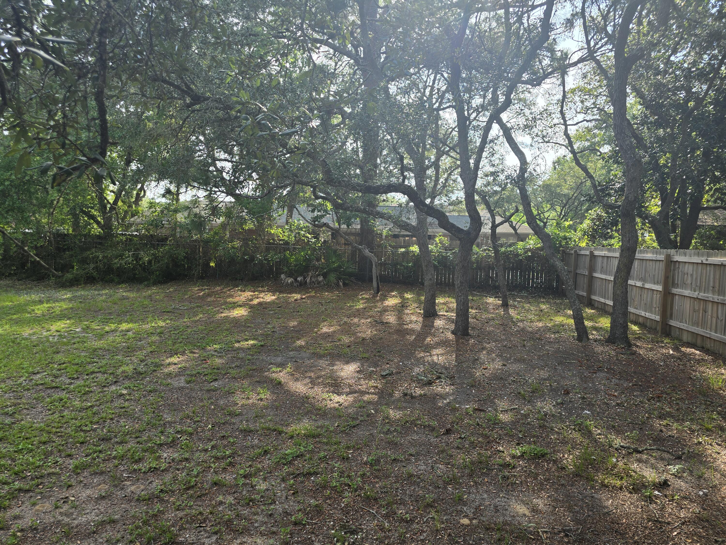 17 7th Street Shalimar FL 32579