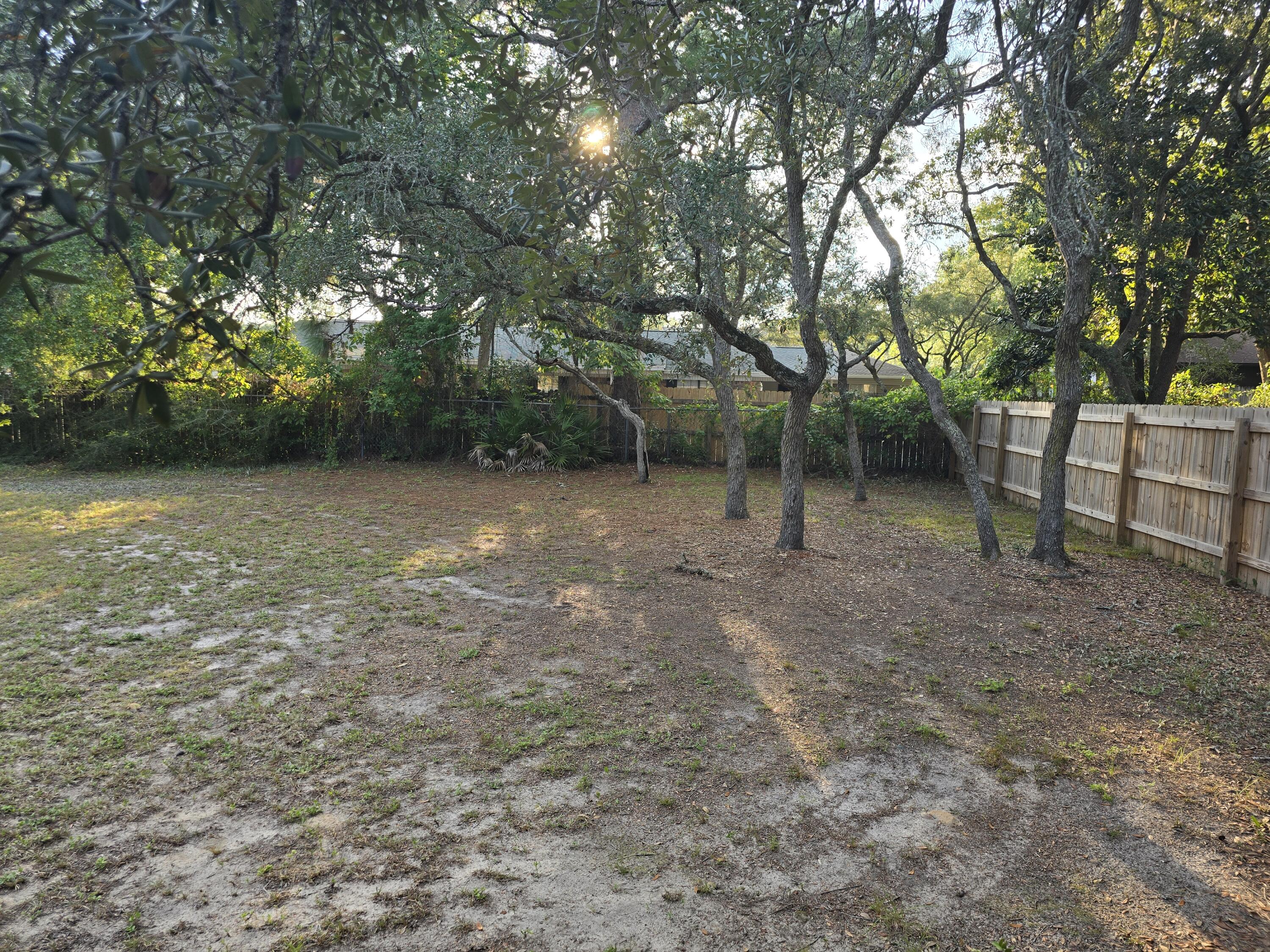 17 7th Street Shalimar FL 32579