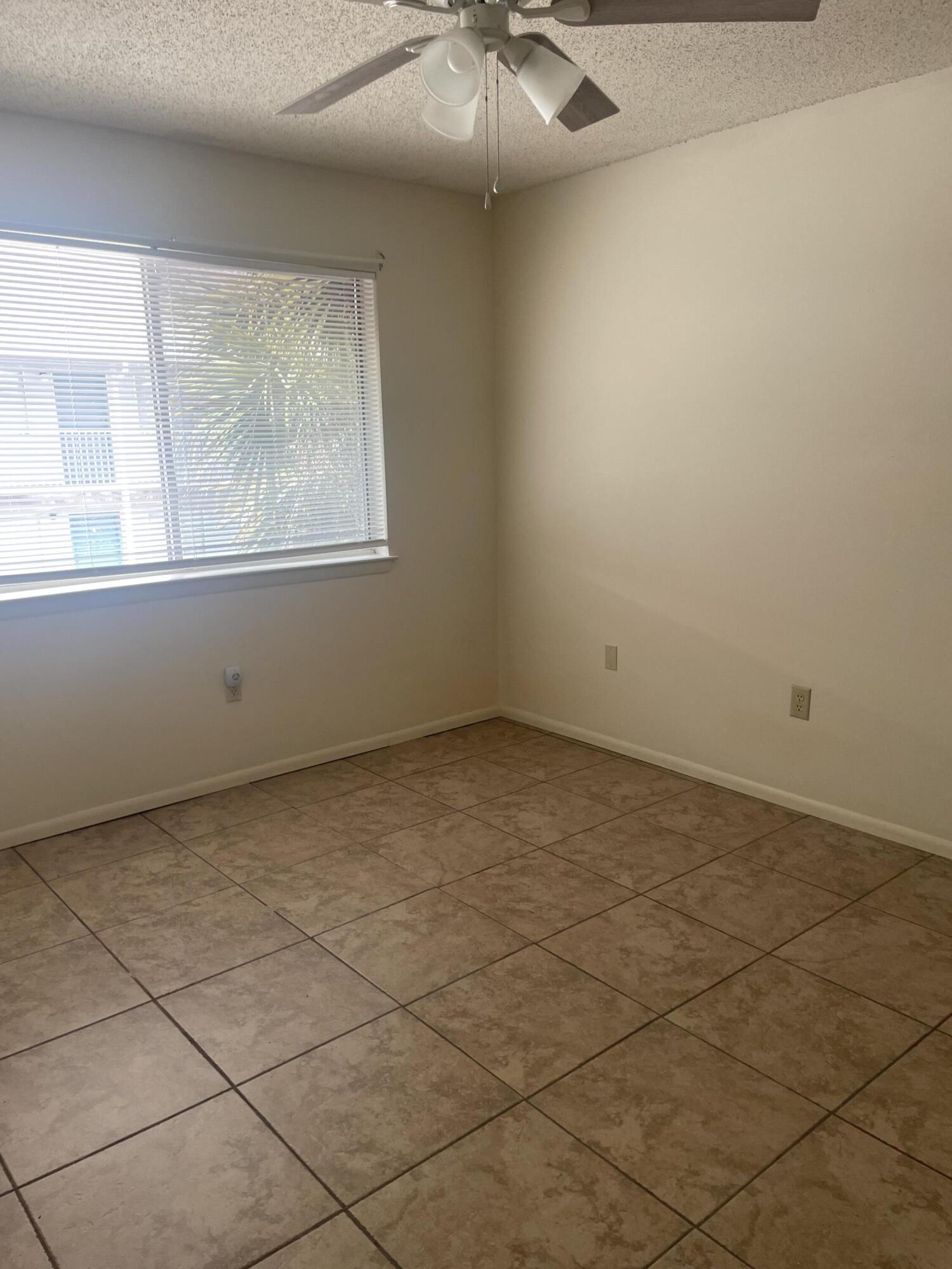 201 E College Boulevard Niceville FL 32578