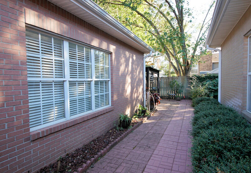4276 Sicily Cove Niceville FL 32578