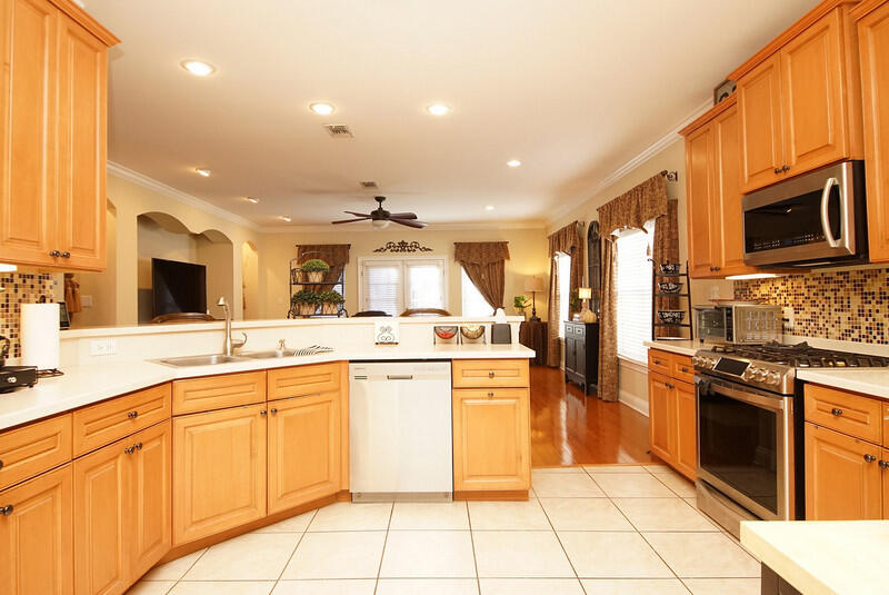 4276 Sicily Cove Niceville FL 32578