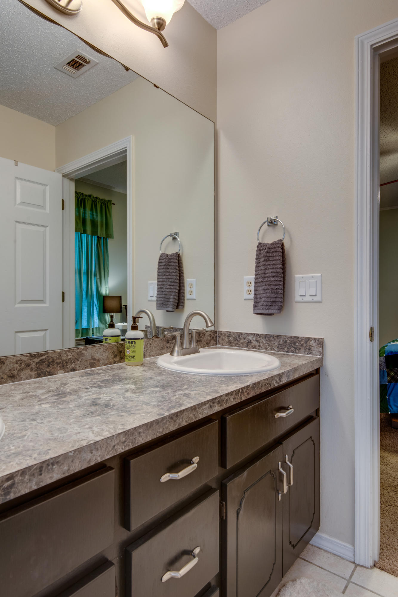 128 Menzel Street Valparaiso FL 32580