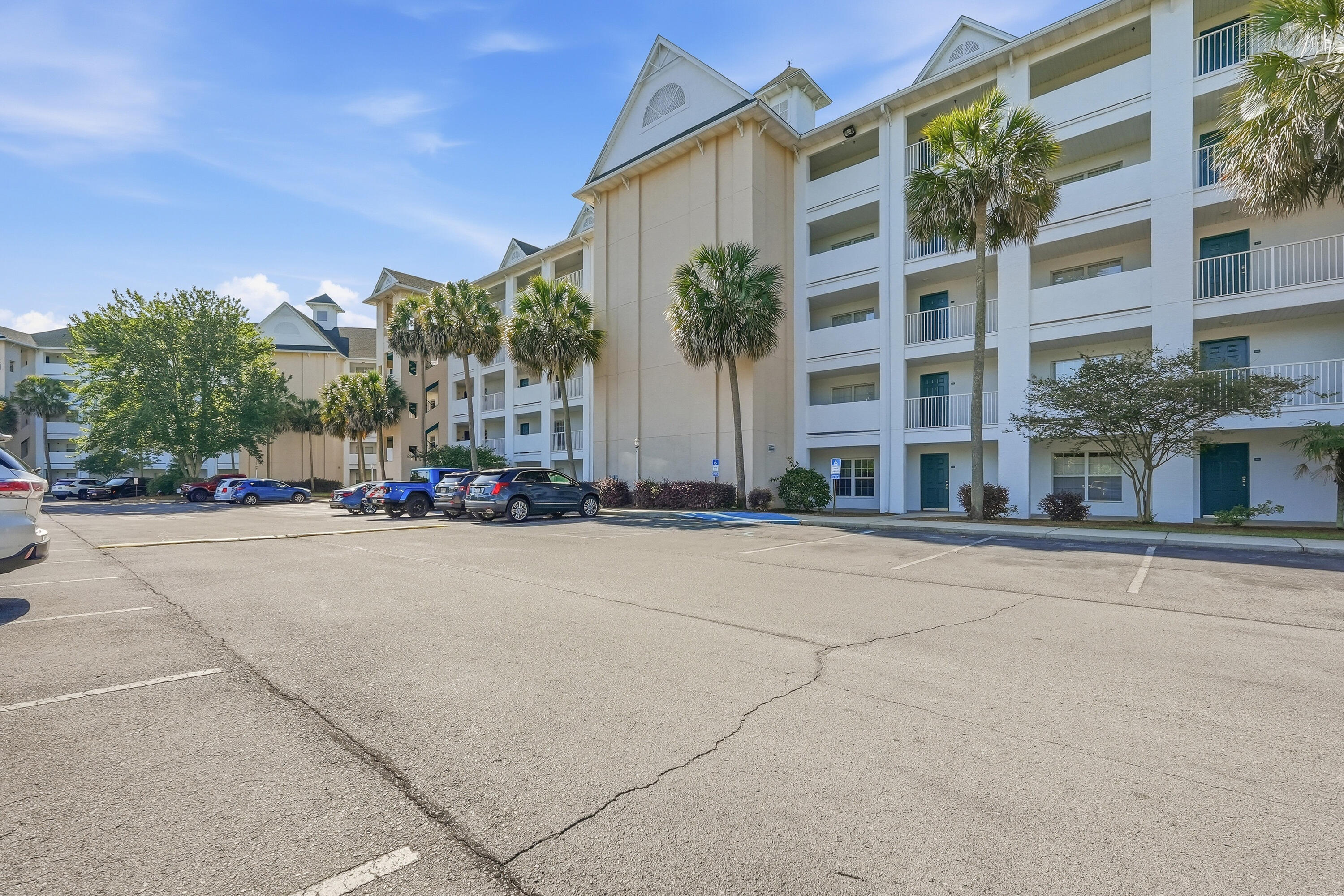 4270 Calinda Lane Niceville FL 32578